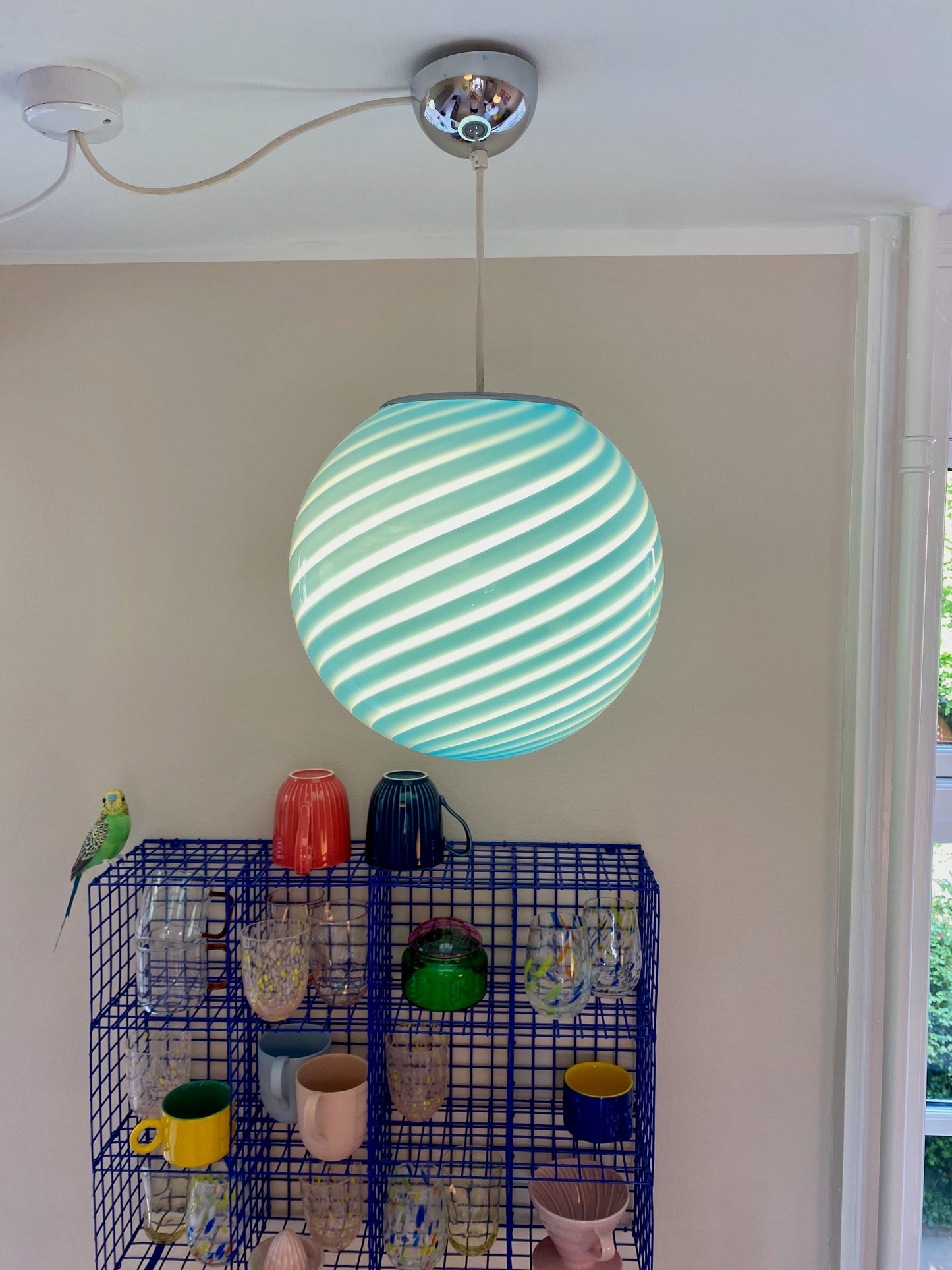 Lyseblå Murano loftslampe i swirl rigadin 30 cm