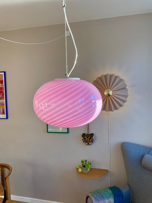 Vintage Murano loftslampe i oval med pink swirl rigadin 40 cm
