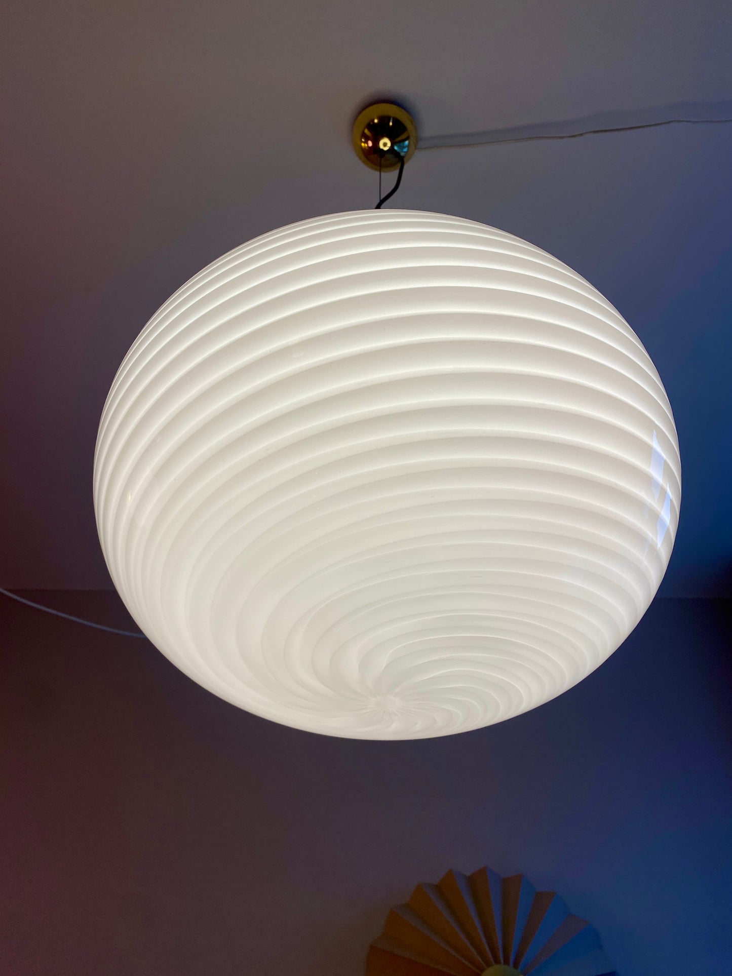Vintage oval Effetre Murano loftslampe i hvid swirl 45 cm