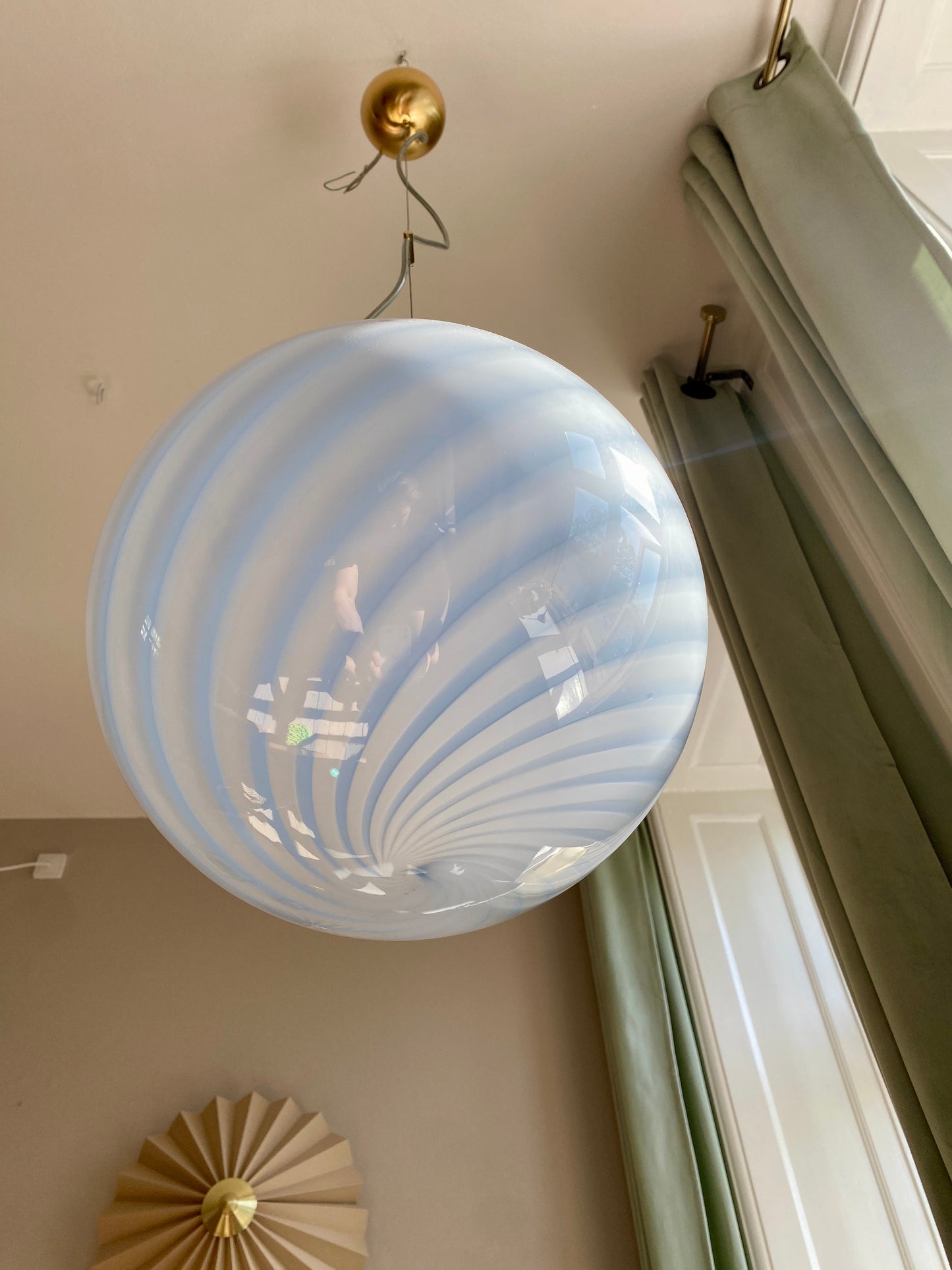 Murano loftslampe i en cloud blå farve med swirl rigadin 30 cm