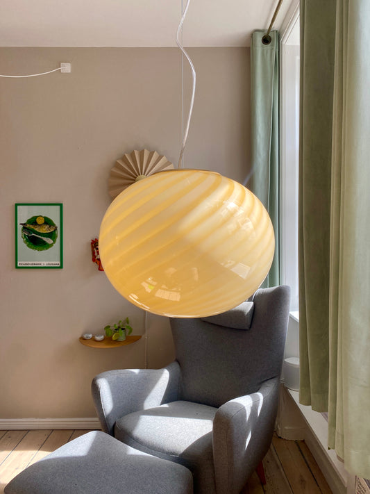 Oval Murano loftslampe i gul swirl rigadin 40 cm