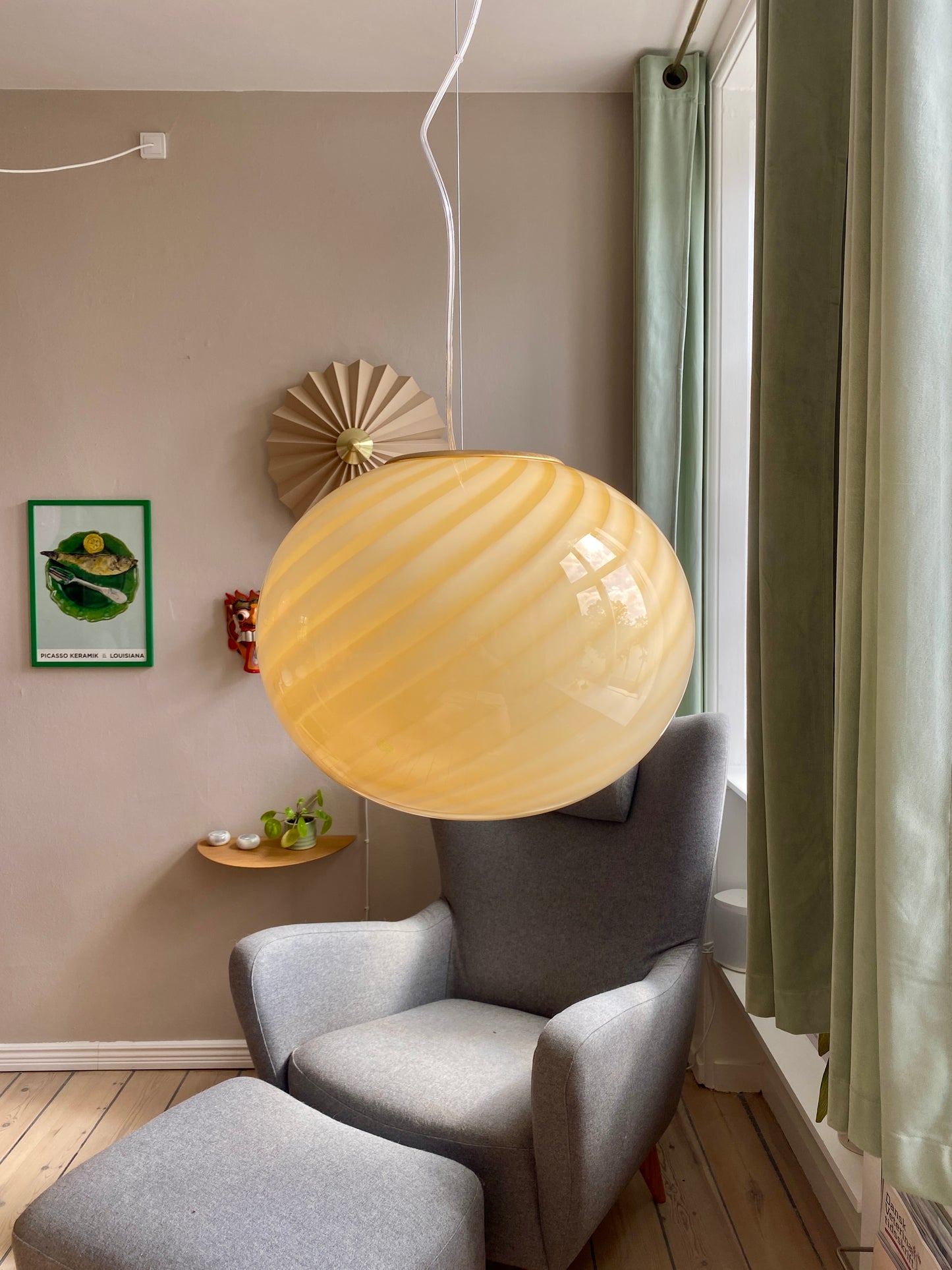 Oval Murano loftslampe i gul swirl rigadin 40 cm