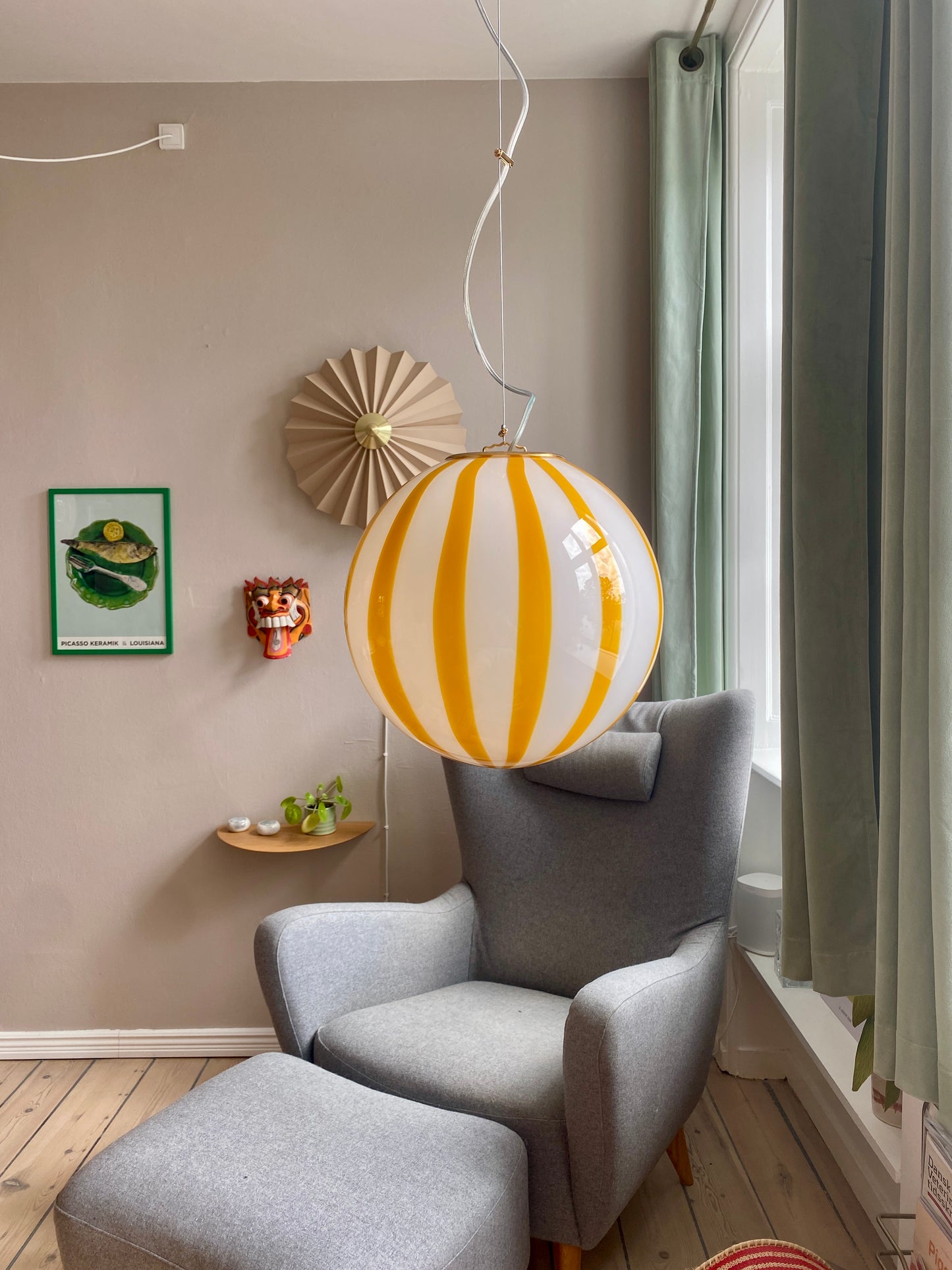 Murano loftslampe i amber gul med vertikale striber i 30 cm