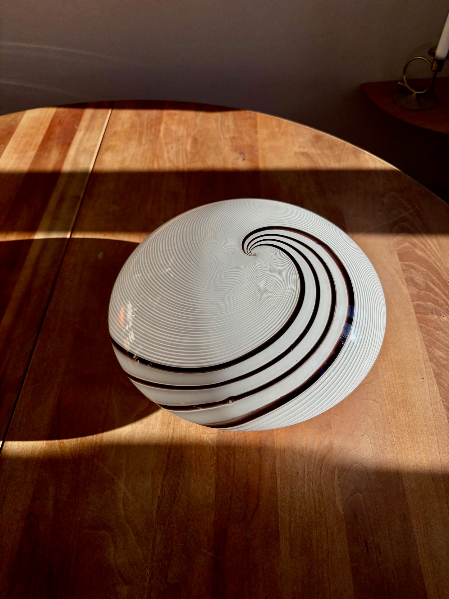 Vintage Murano plafond med hvid og brunt swirl 30 cm