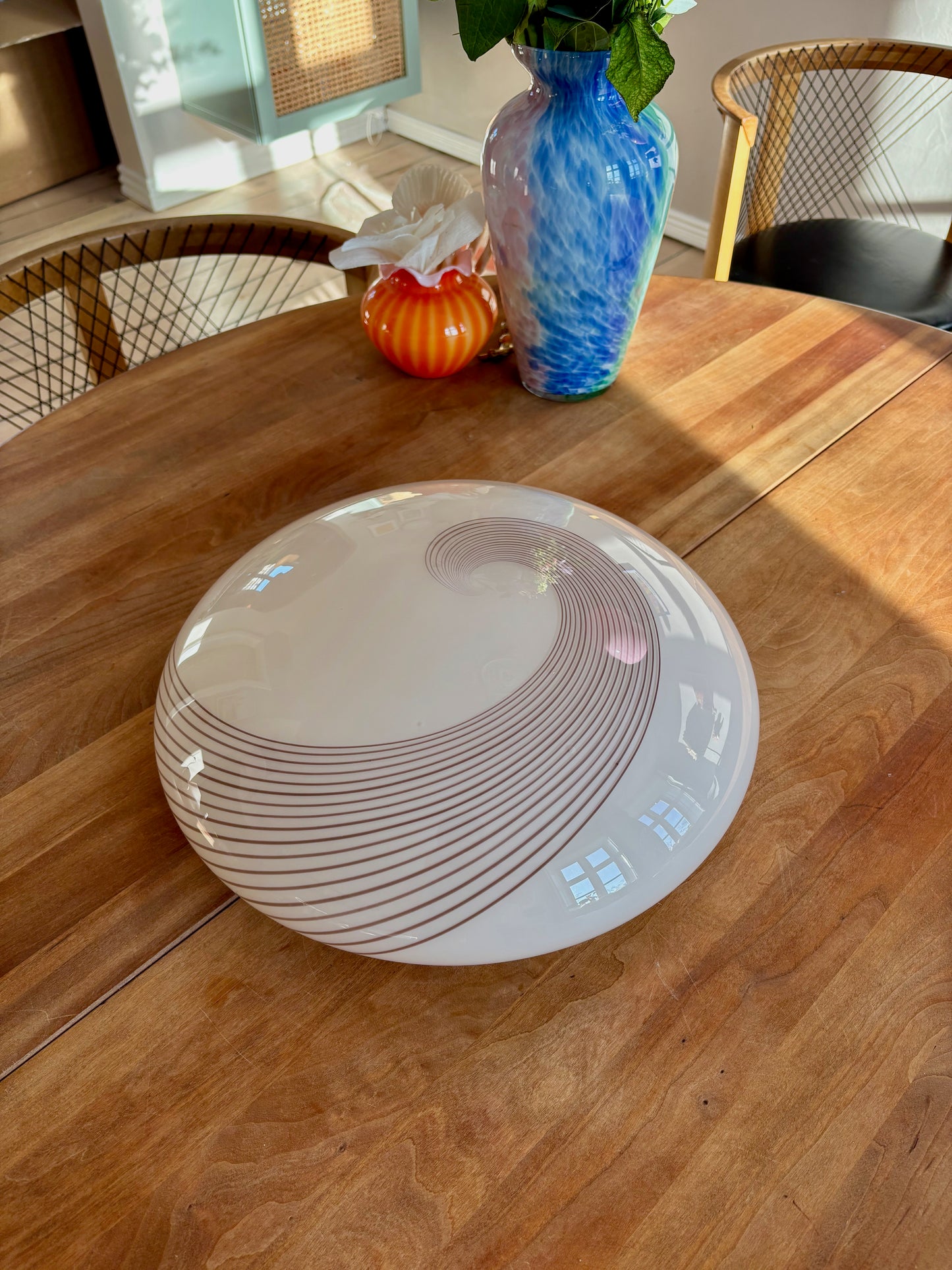 Vintage Murano plafond cremegul med rødbrunt swirl 38 cm