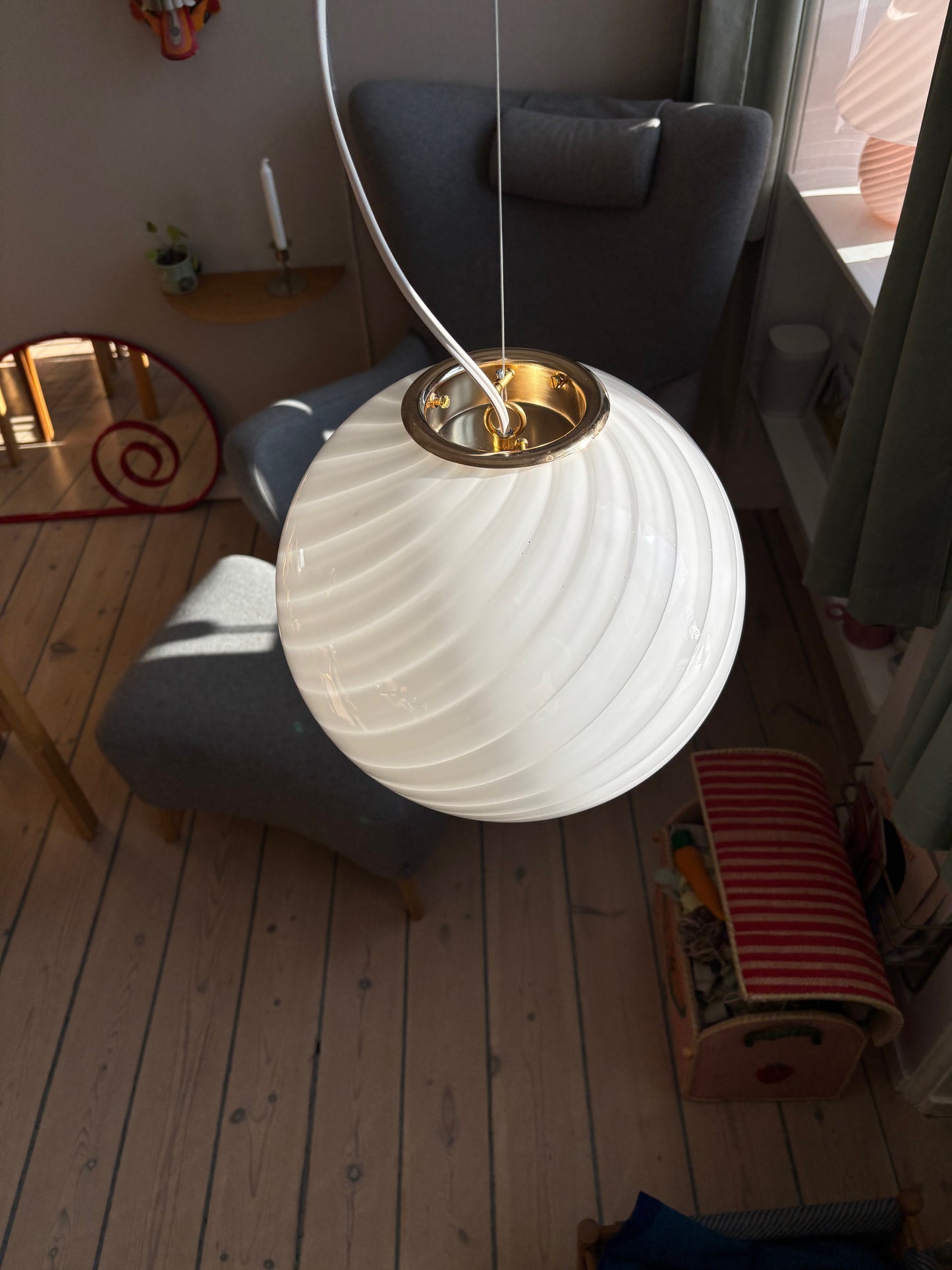 Vintage Murano pendel i hvid swirl 30 cm