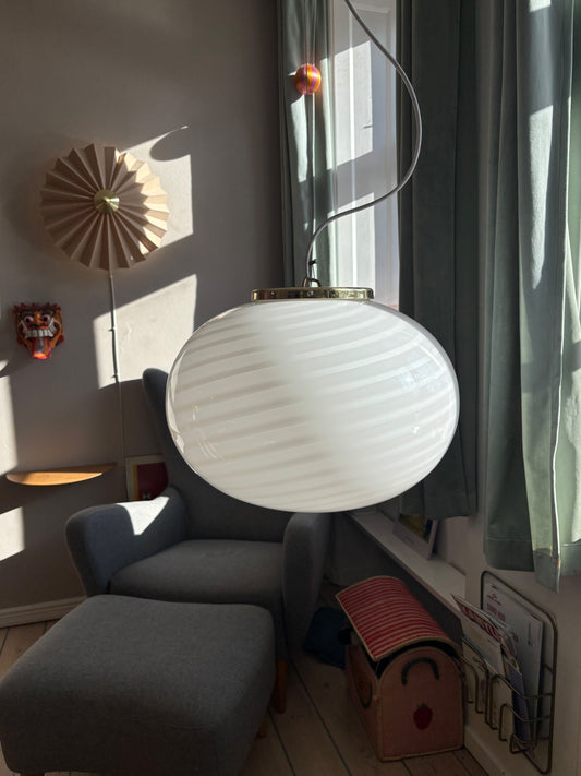 Vintage Murano pendel oval i hvid swirl 45 cm