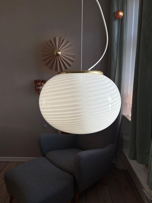 Vintage oval Murano pendel i hvid swirl 35 cm