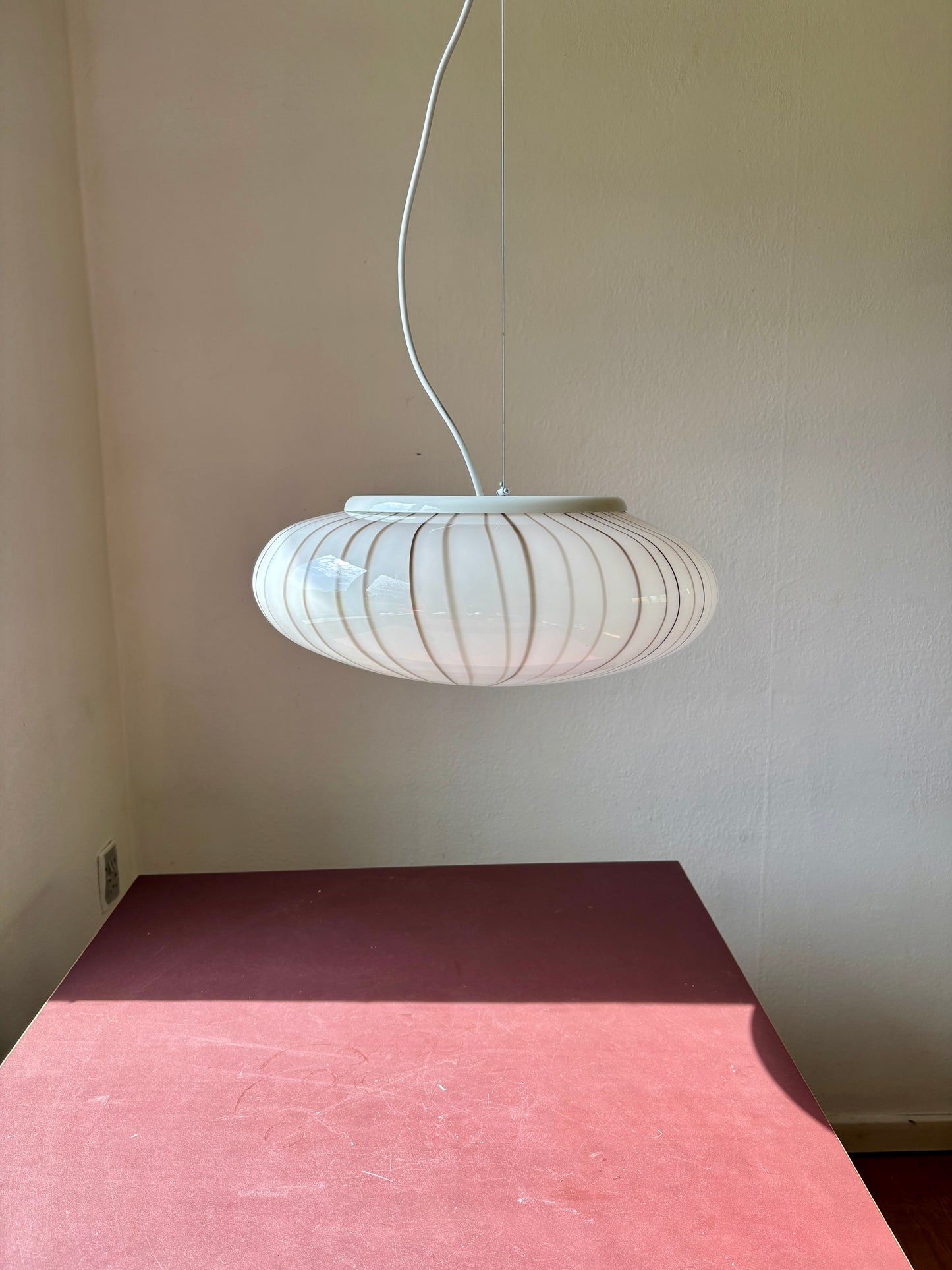Vintage Murano pendel oval med brune striber 40 cm