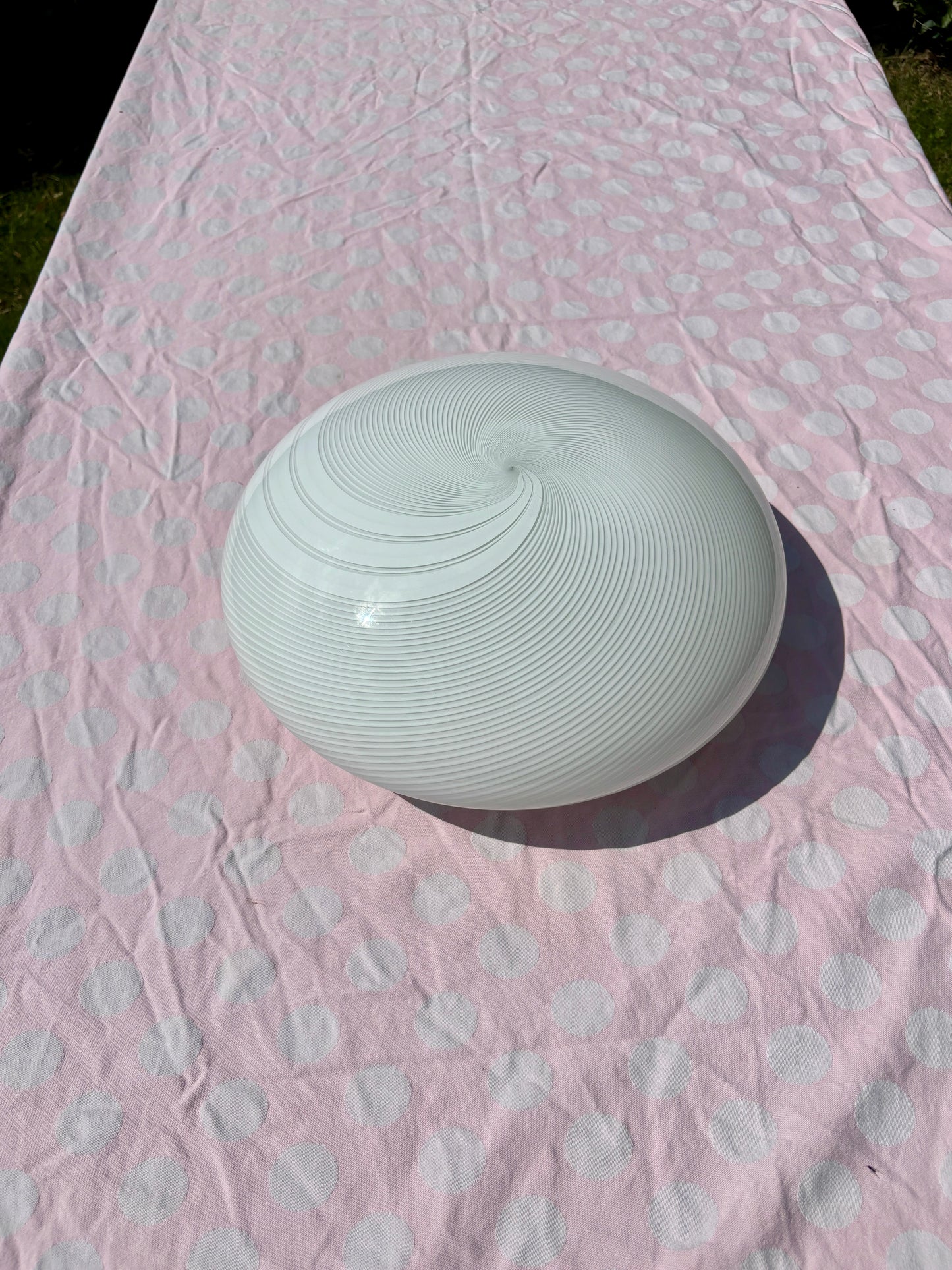 Vintage Murano plafond i hvid opalglas med sirligt hvidt swirl 40 cm