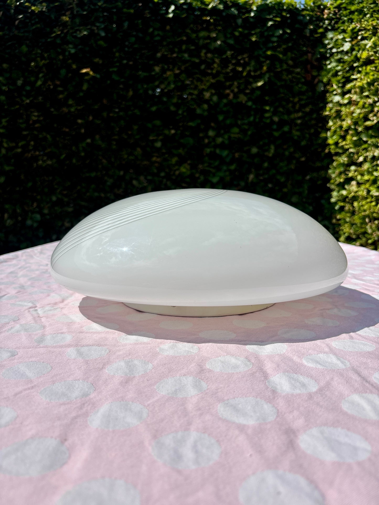 Vintage Murano plafond i hvid opalglas med sirligt hvidt swirl 40 cm