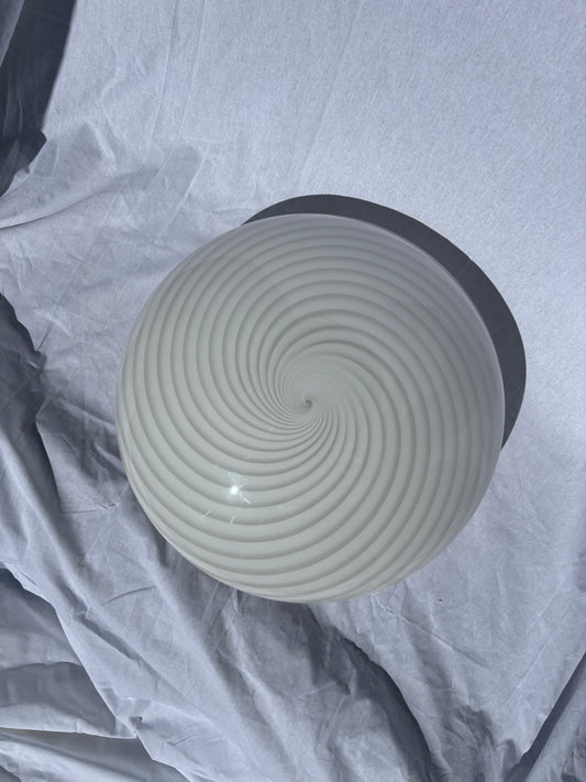 Kæmpe vintage Murano plafond med hvidt swirl 50 cm