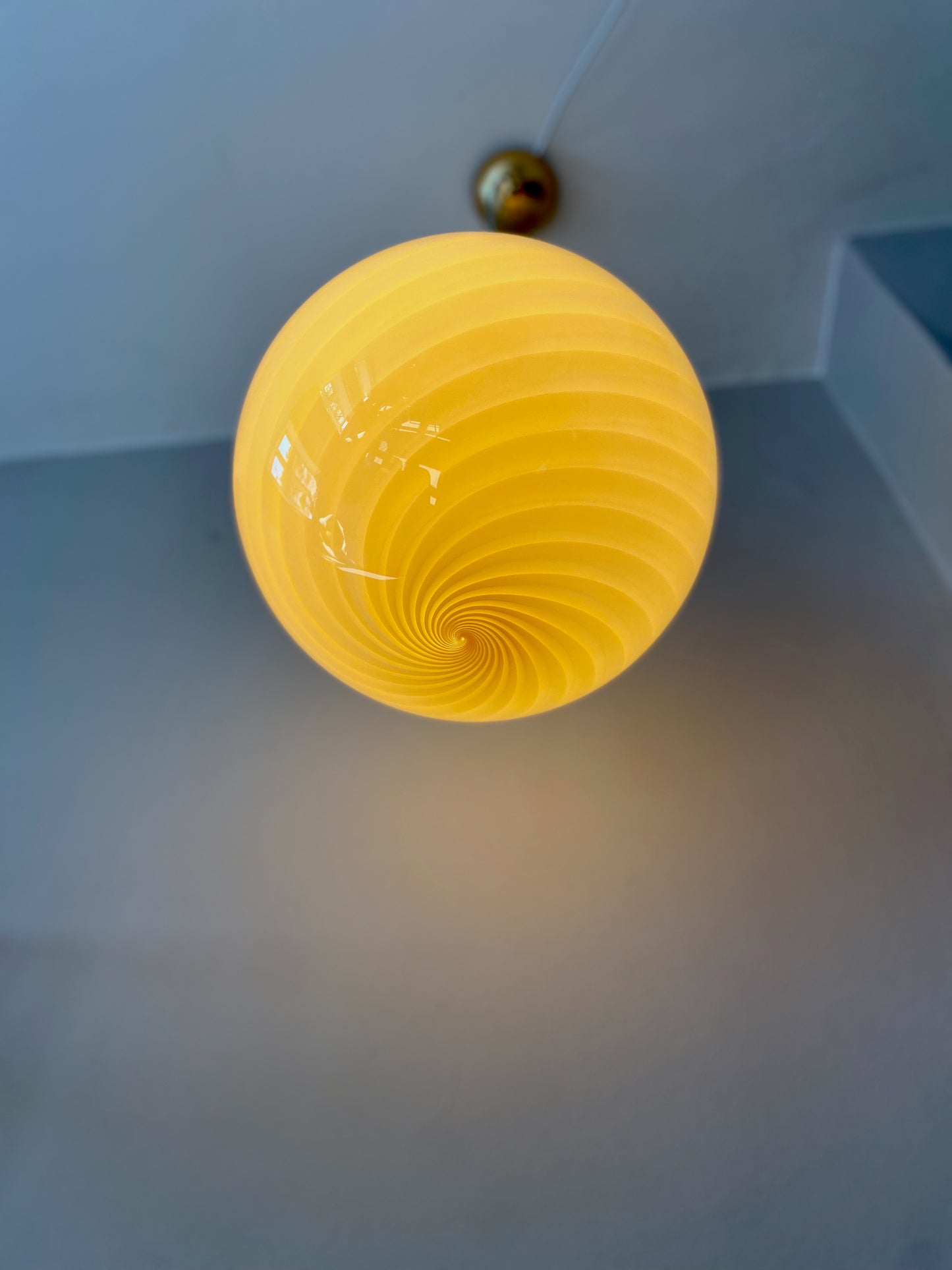 Murano loftslampe i gul swirl rigadin 30 cm