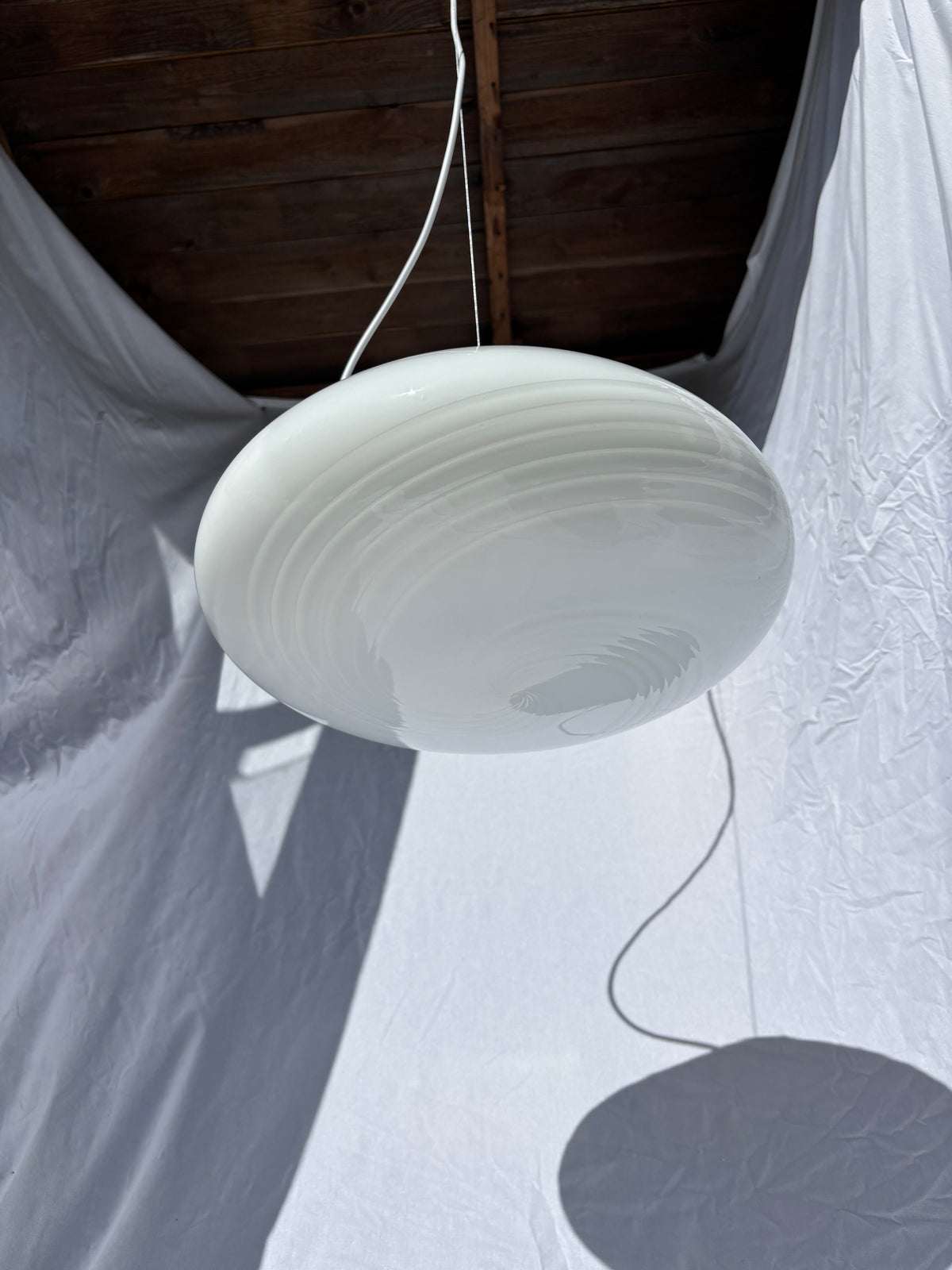 Vintage Murano pendel med hvid swirl 40 cm
