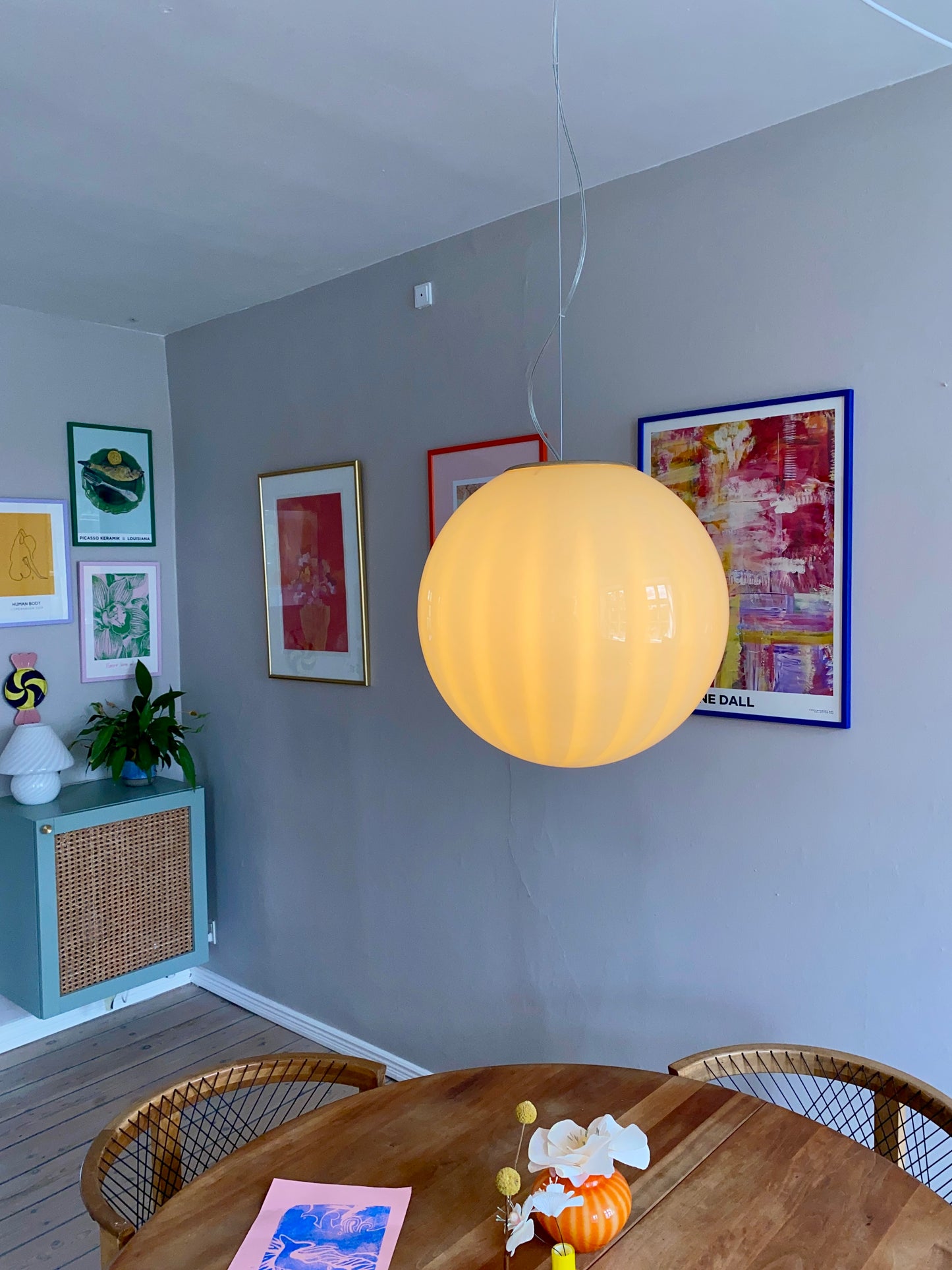 Murano loftslampe med gule vertikale striber i 40 cm