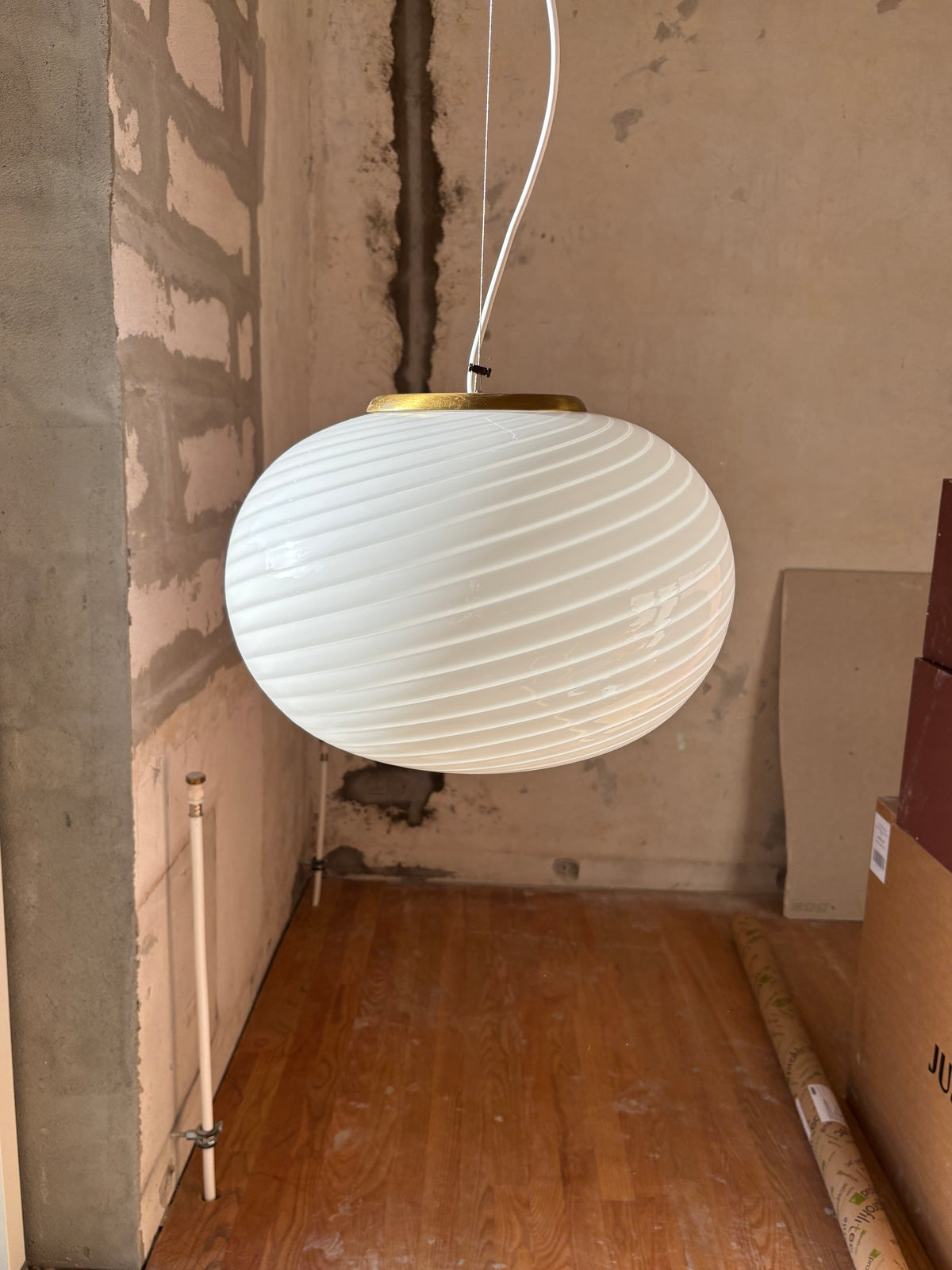 Vintage oval Effetre Murano loftslampe hvid swirl 40 cm