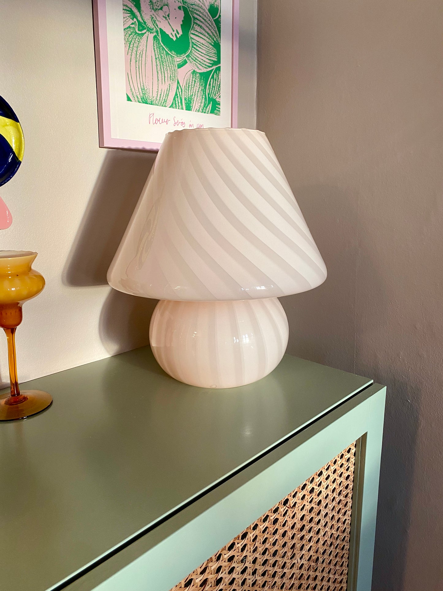 Vintage Murano mushroom i pastel lyserød