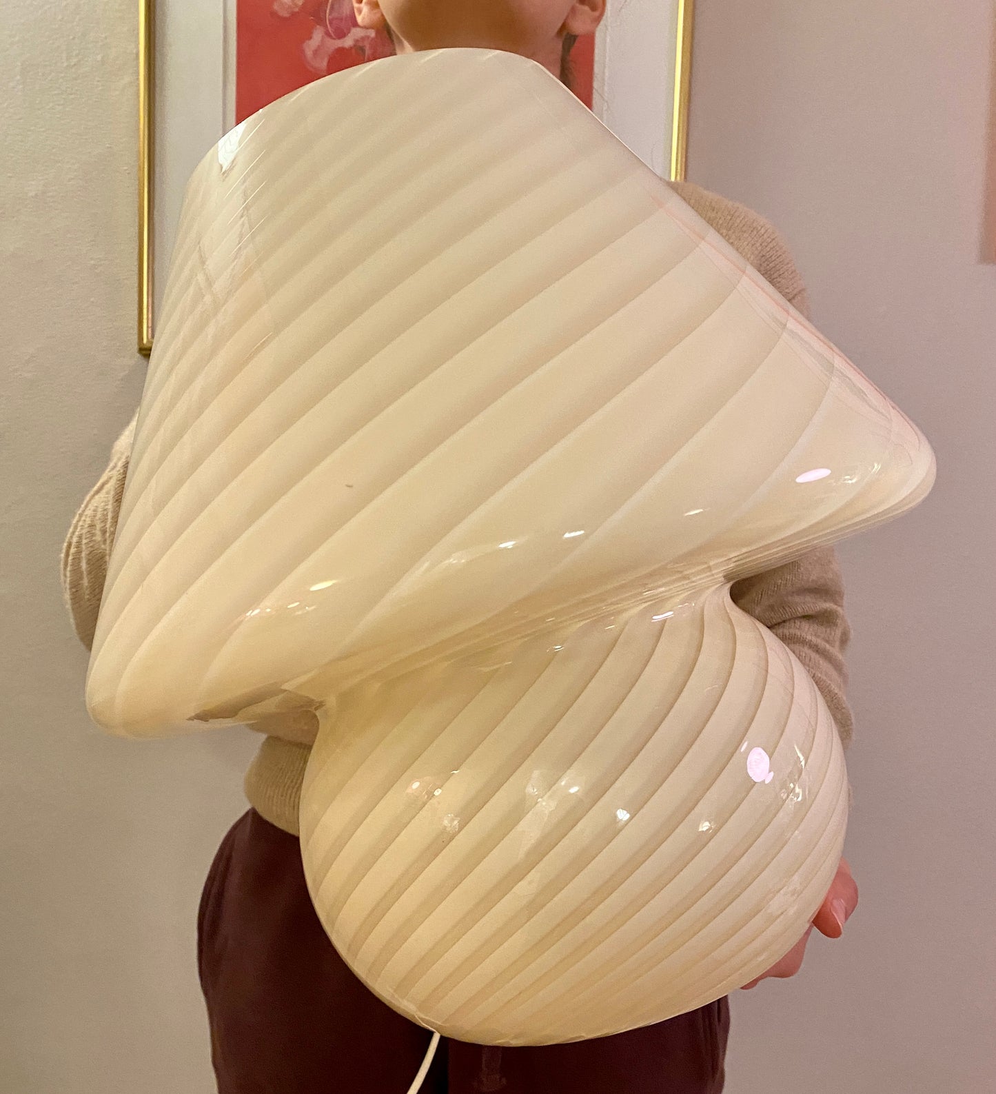 Vintage Murano mushroom i cremegul