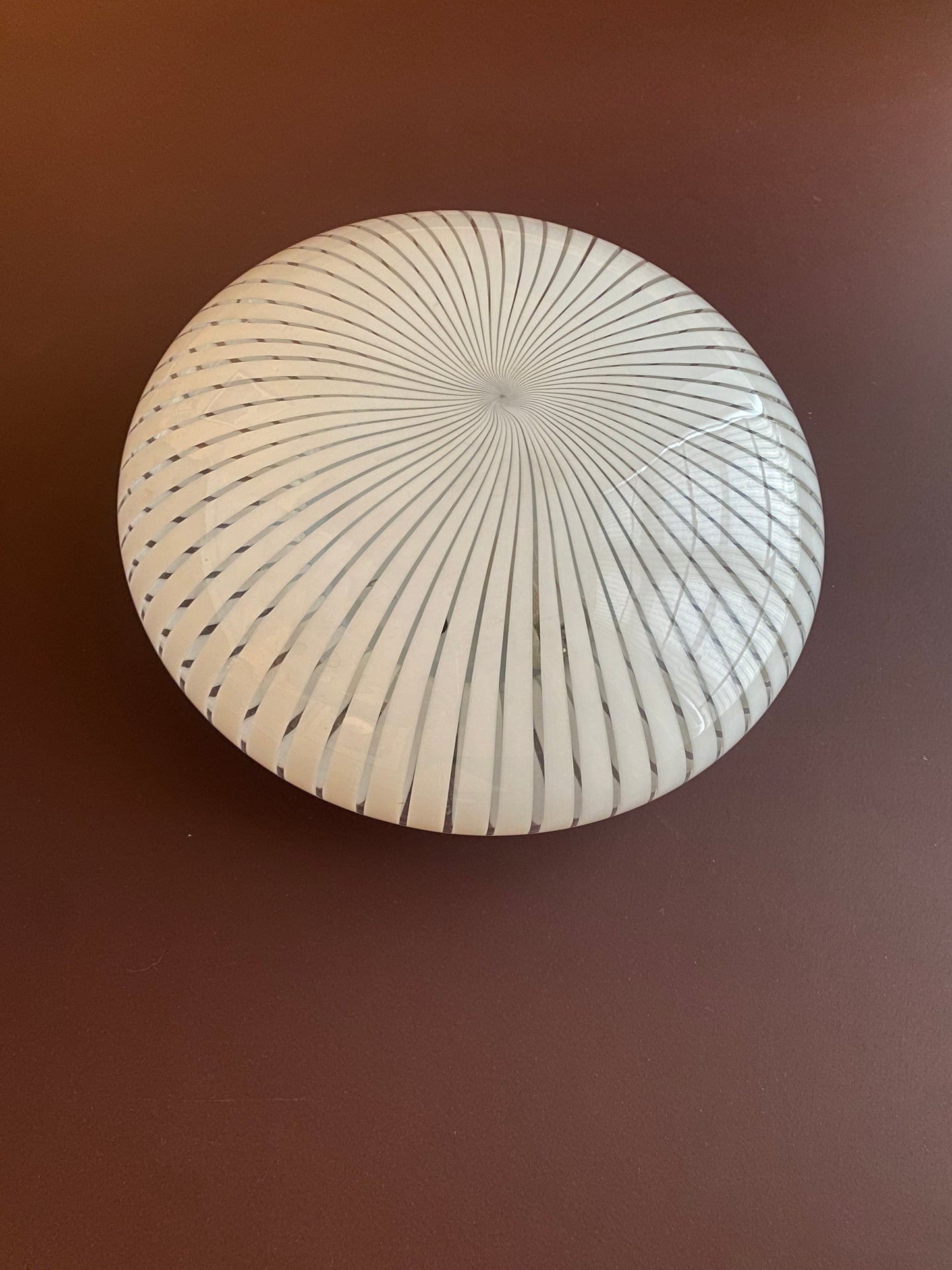 Vintage Murano plafond med hvid vertikalt filigrana 30 cm