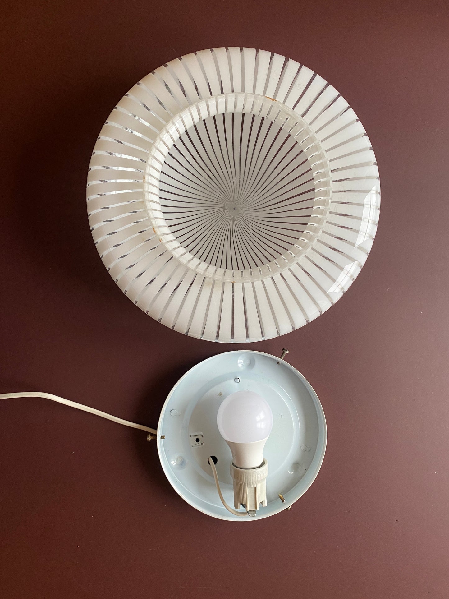 Vintage Murano plafond med hvid vertikalt filigrana 30 cm