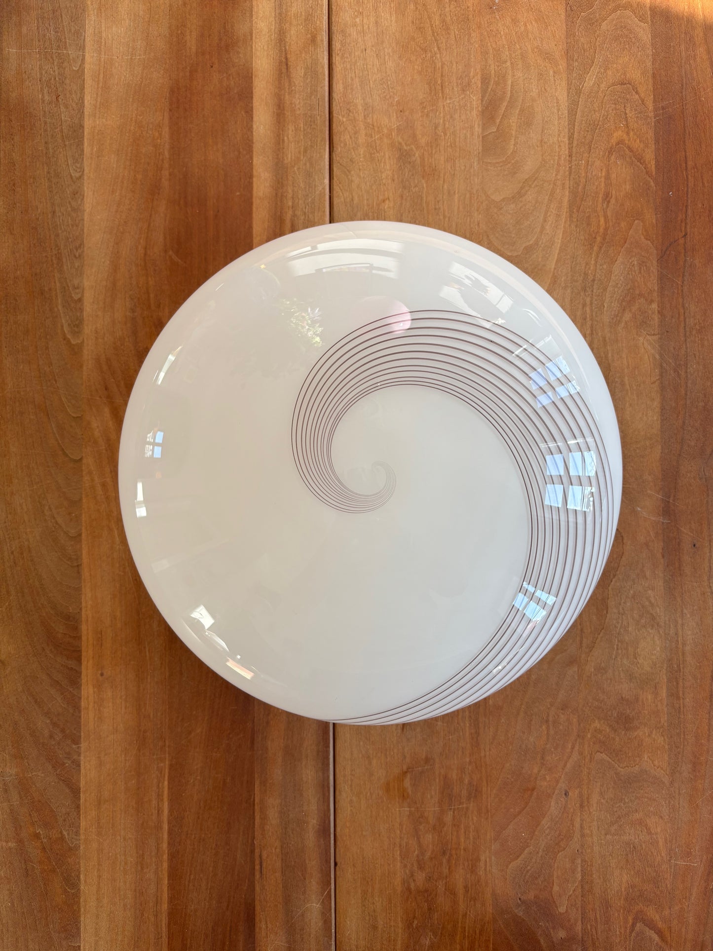 Vintage Murano plafond cremegul med rødbrunt swirl 30 cm