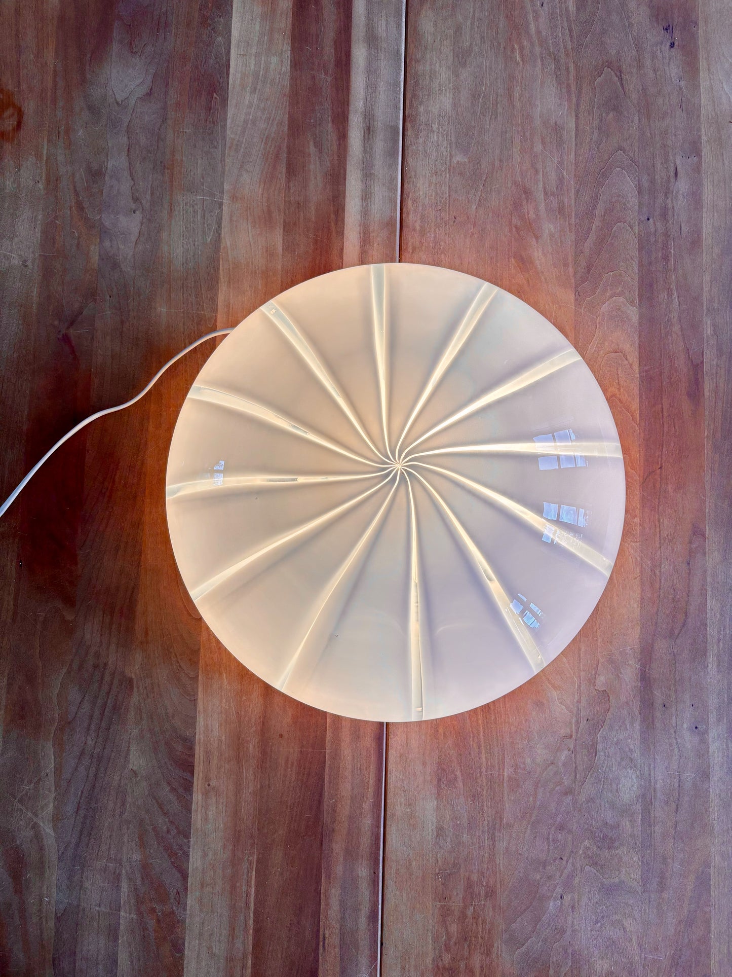 Vintage Murano plafond 37 cm hvid med vertikale striber