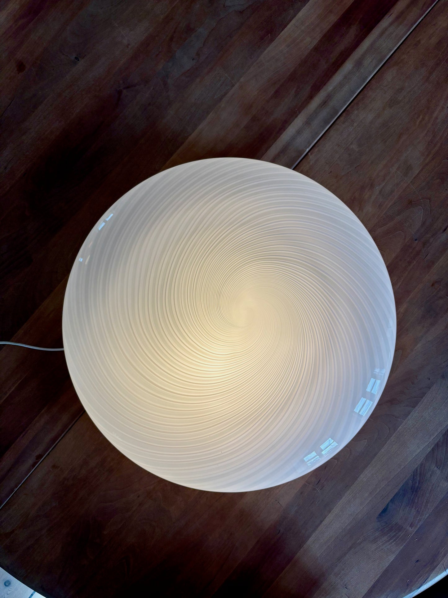 Kæmpe vintage Murano plafond hvidt og mørkt swirl 50 cm