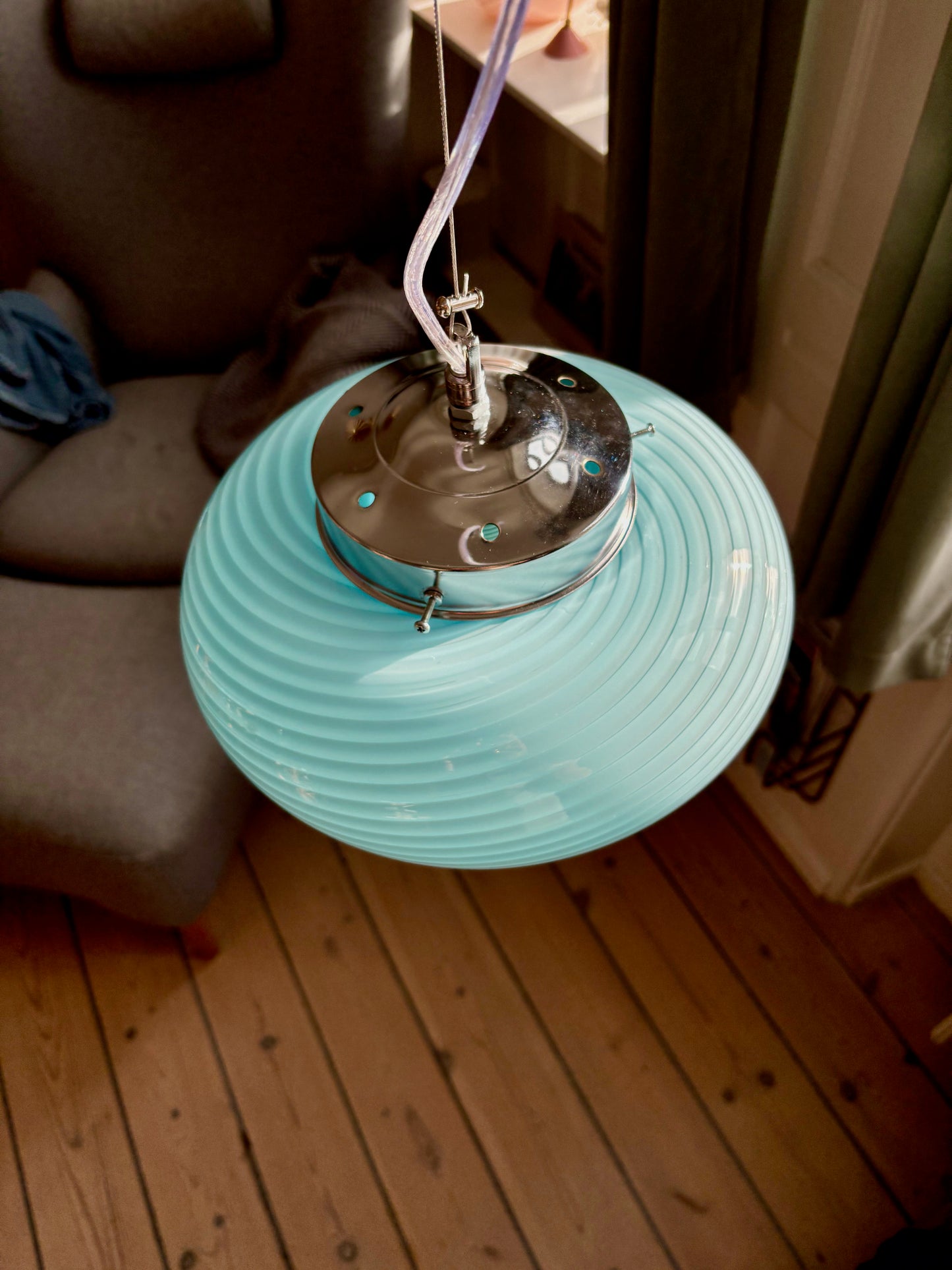 Vintage oval Murano pendel med blåt swirl 28 cm