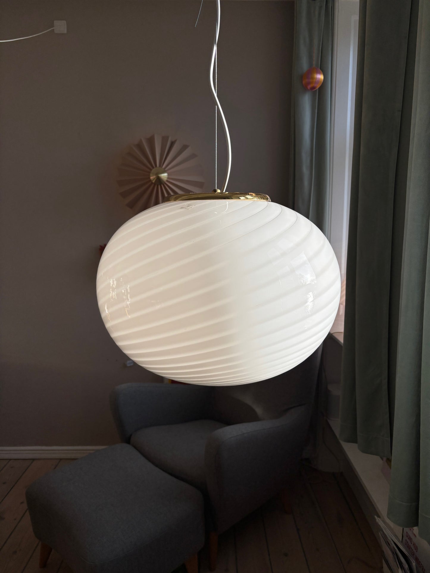 Vintage oval Effetre Murano loftslampe hvid swirl 45 cm