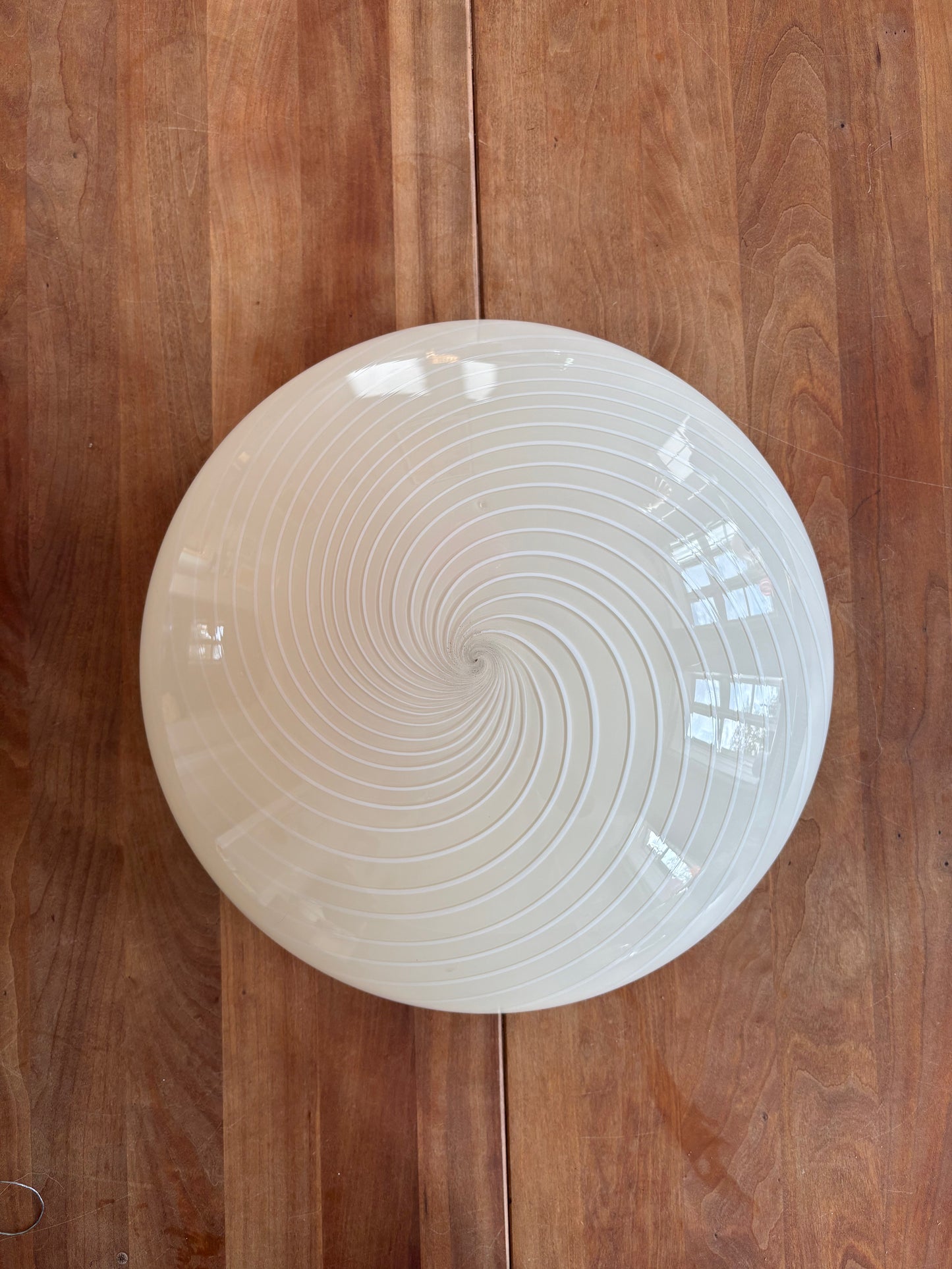 Vintage Murano plafond cremegul med hvidt swirl 37 cm