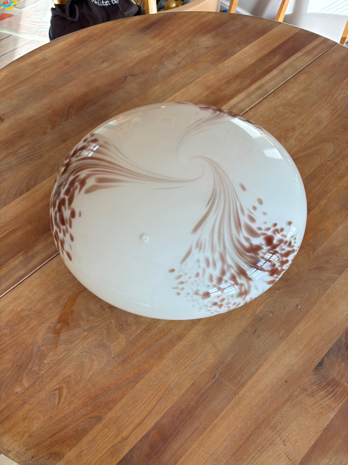 Kæmpe vintage Murano plafond "La Murrina" i cremegul med rødt mønster 45 cm