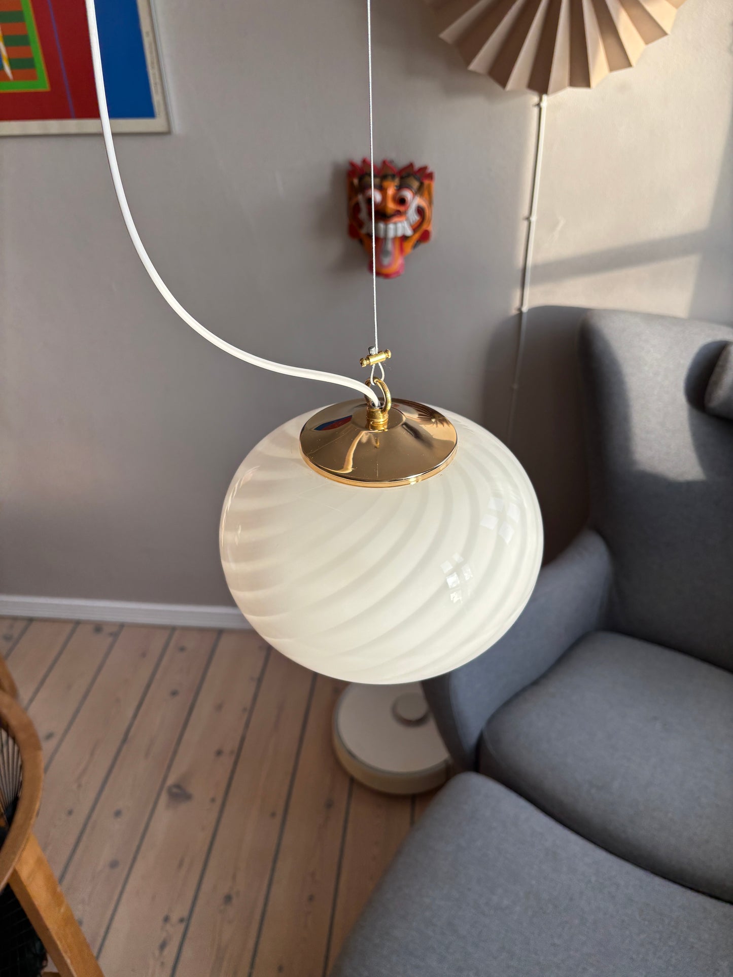 Vintage Murano pendel oval med hvidt swirl 22 cm