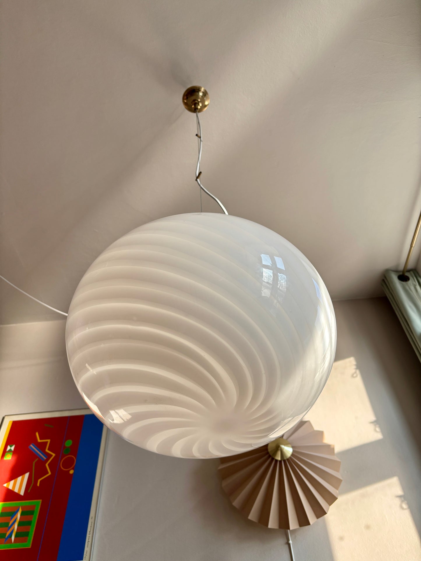 Vintage oval Murano pendel i hvid swirl 45 cm