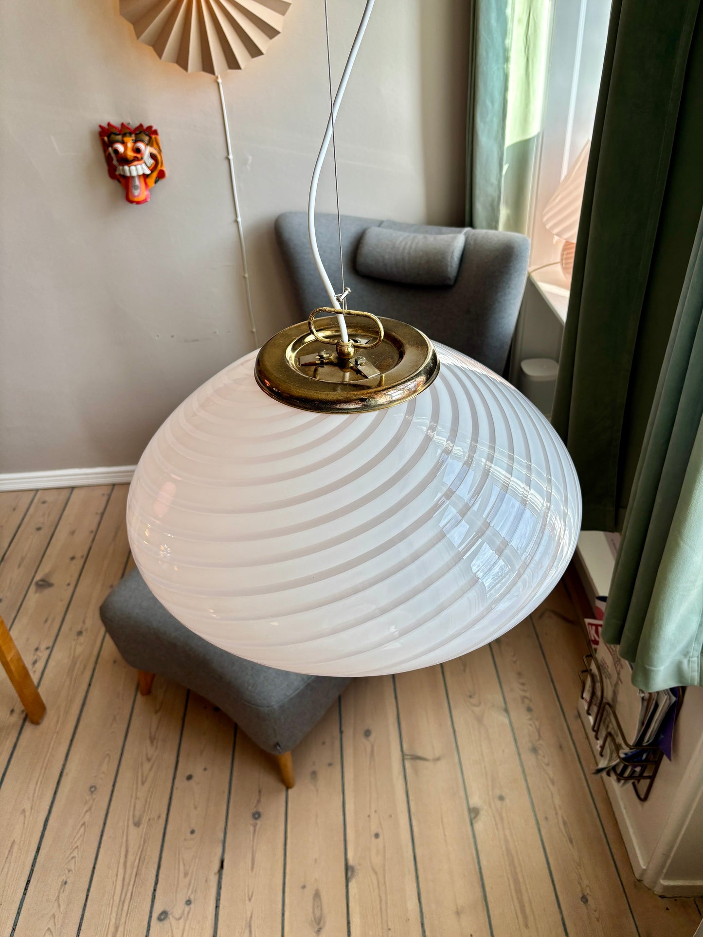 Vintage Murano pendel oval i lyserødt swirl 50 cm