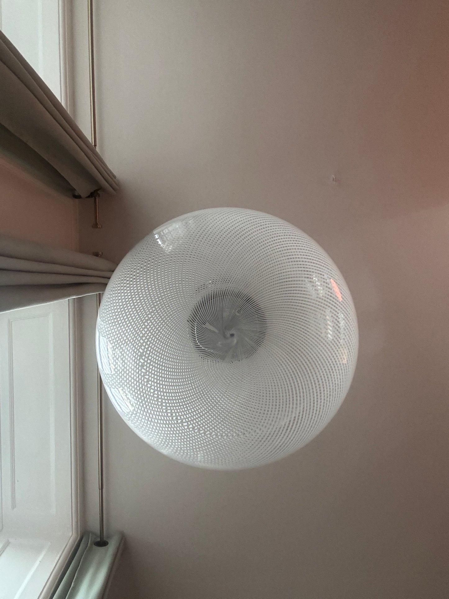 Vintage Murano pendel i transperant glas med hvidt swirl 45 cm