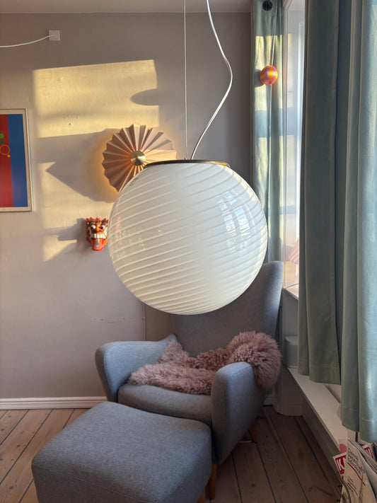 Vintage Murano "Effetre" pendel rund med hvidt swirl 35 cm