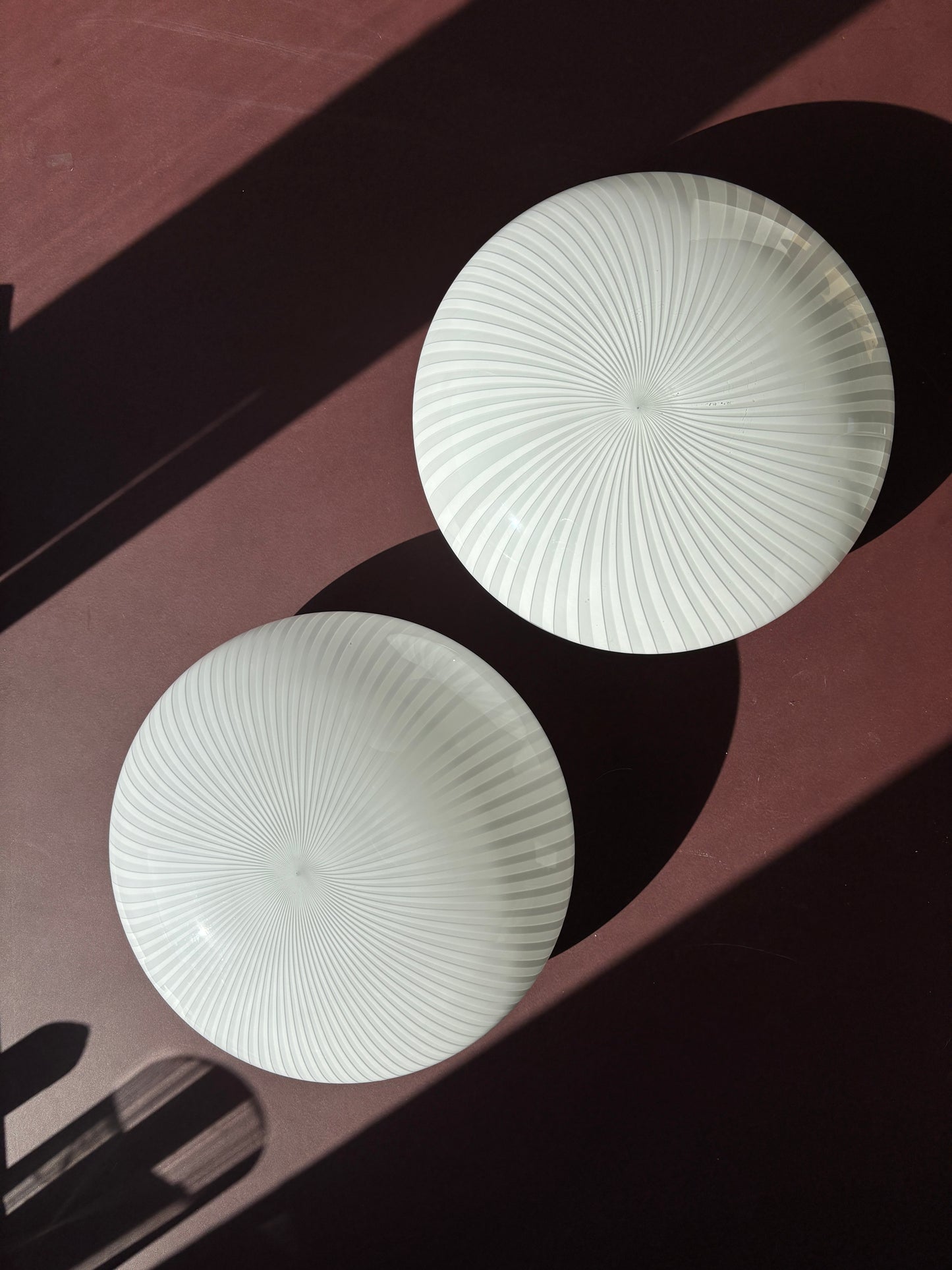Vintage Murano plafond med hvide vertikale striber 28 cm