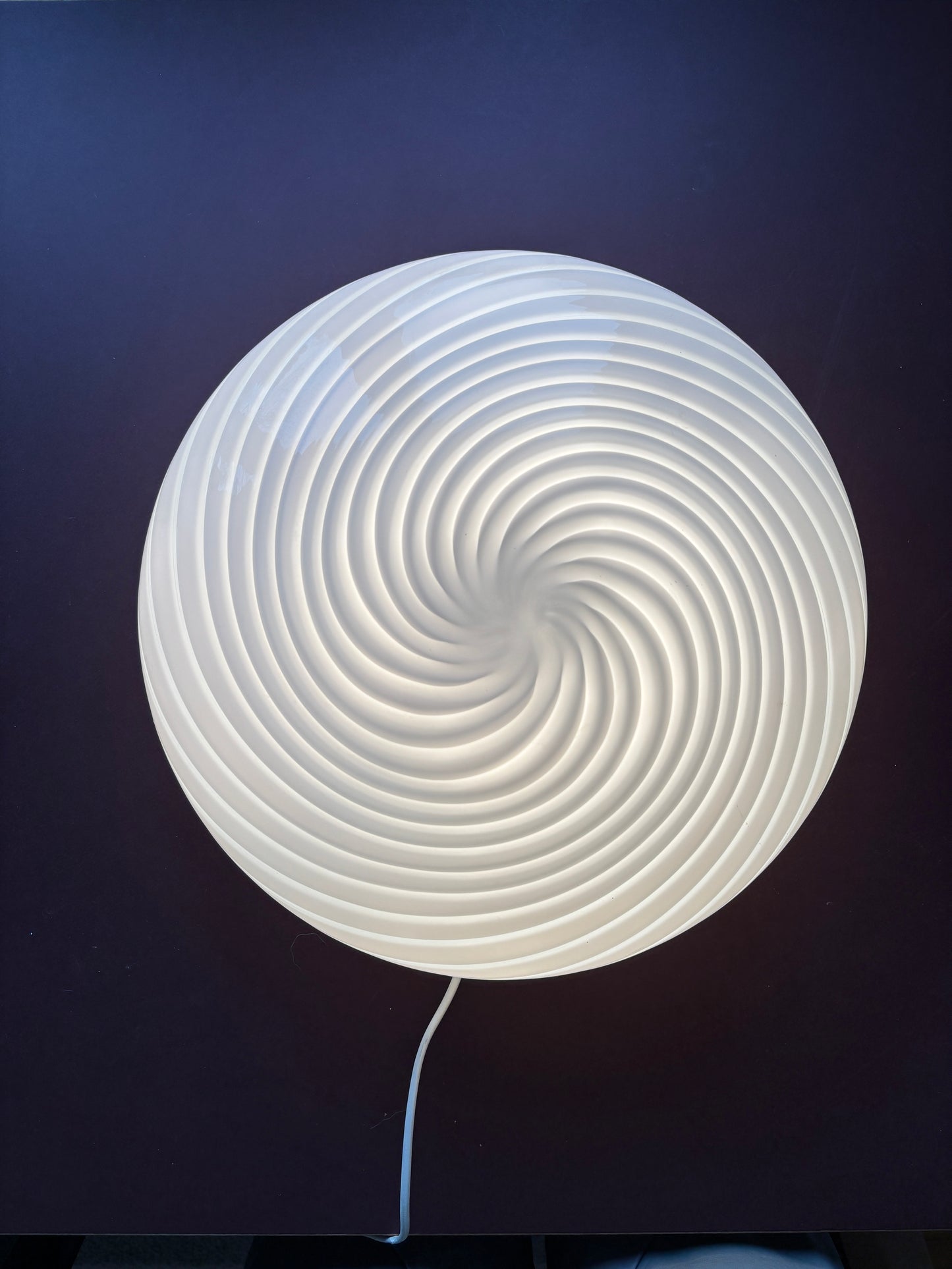 Vintage De Majo Murano plafond med hvidt swirl 36 cm med indgravering