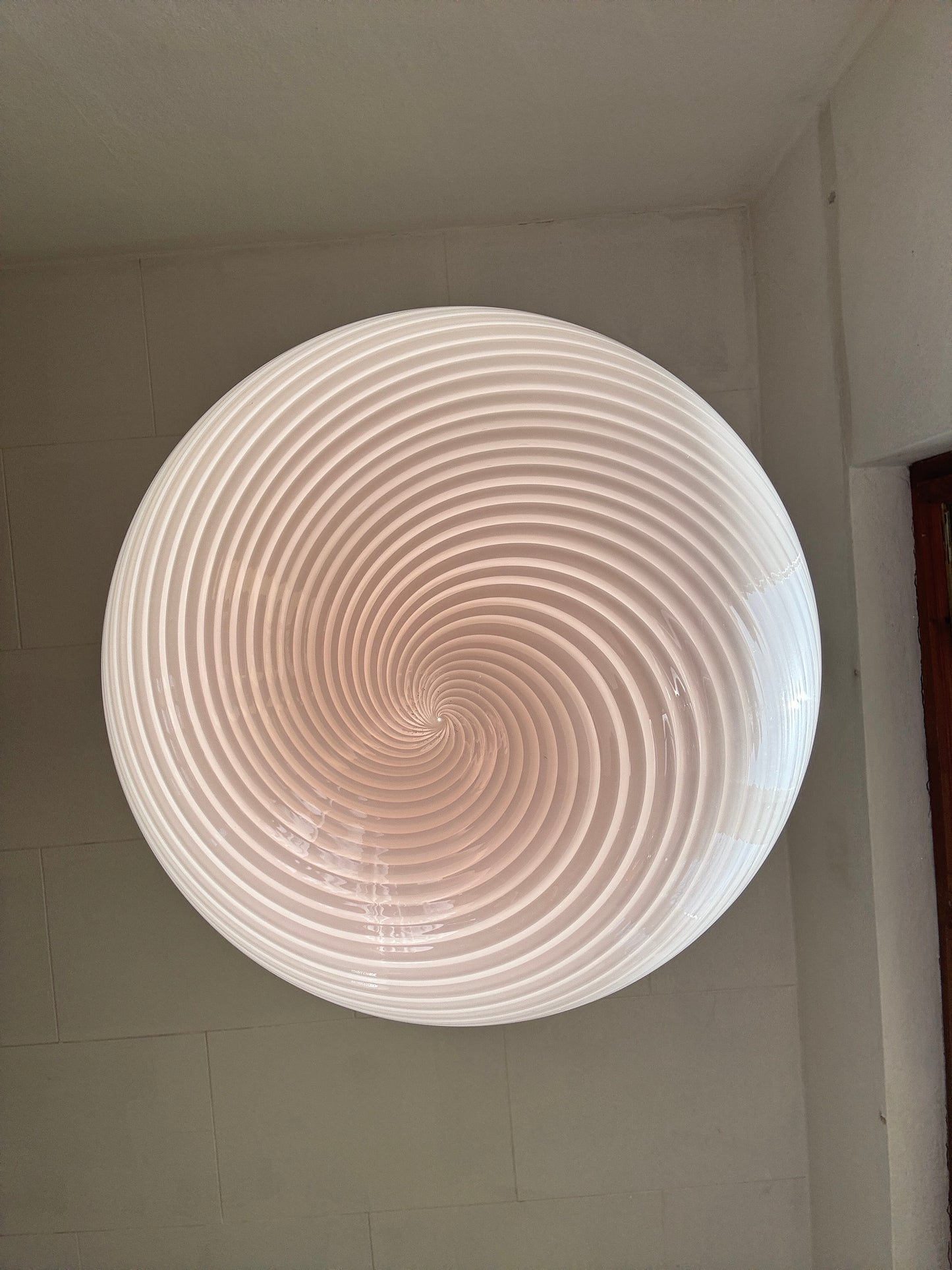 Vintage Murano pendel i lyserødt swirl 40 cm