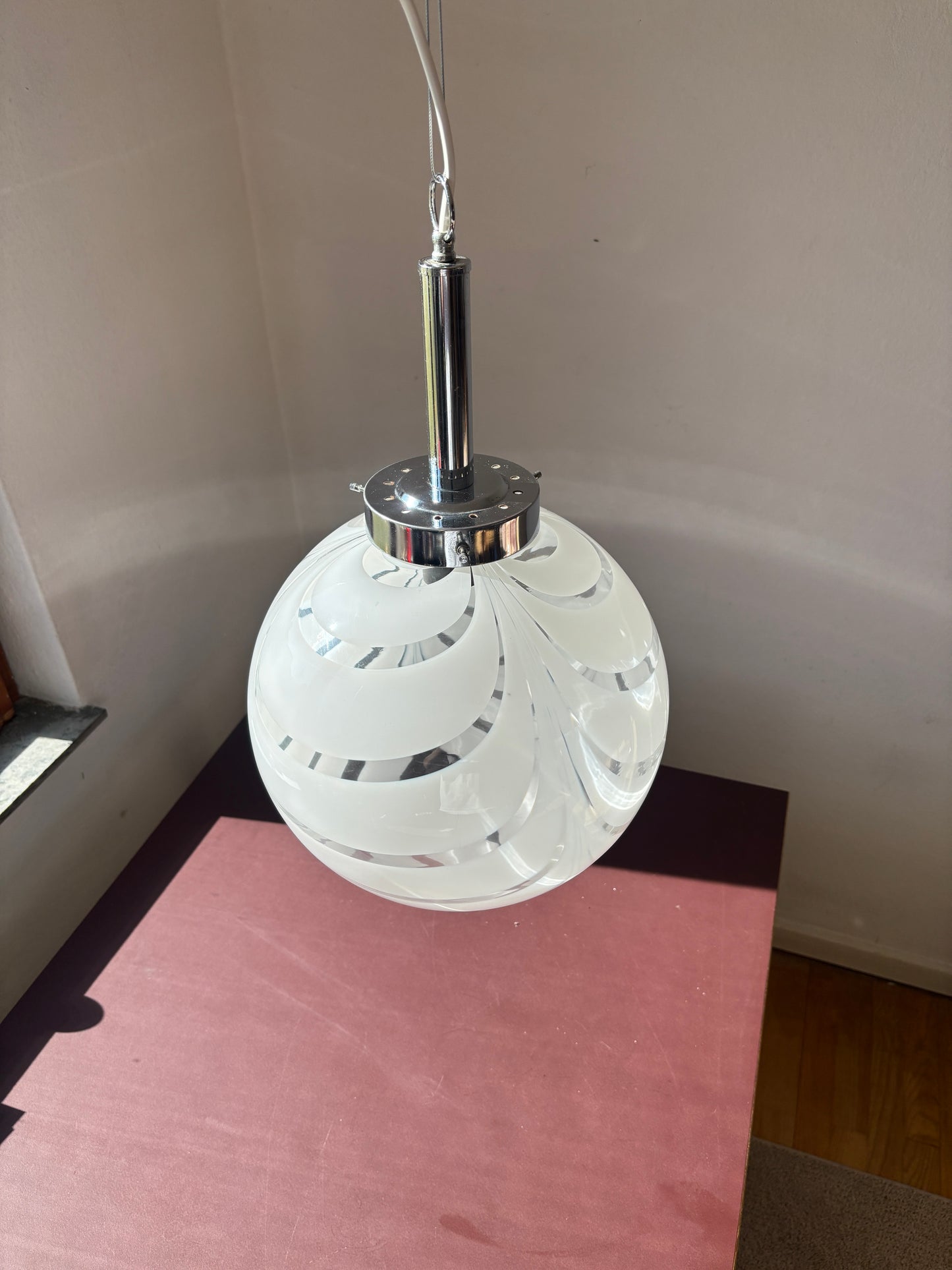 Vintage Murano pendel klart og hvidt mønster 30 cm