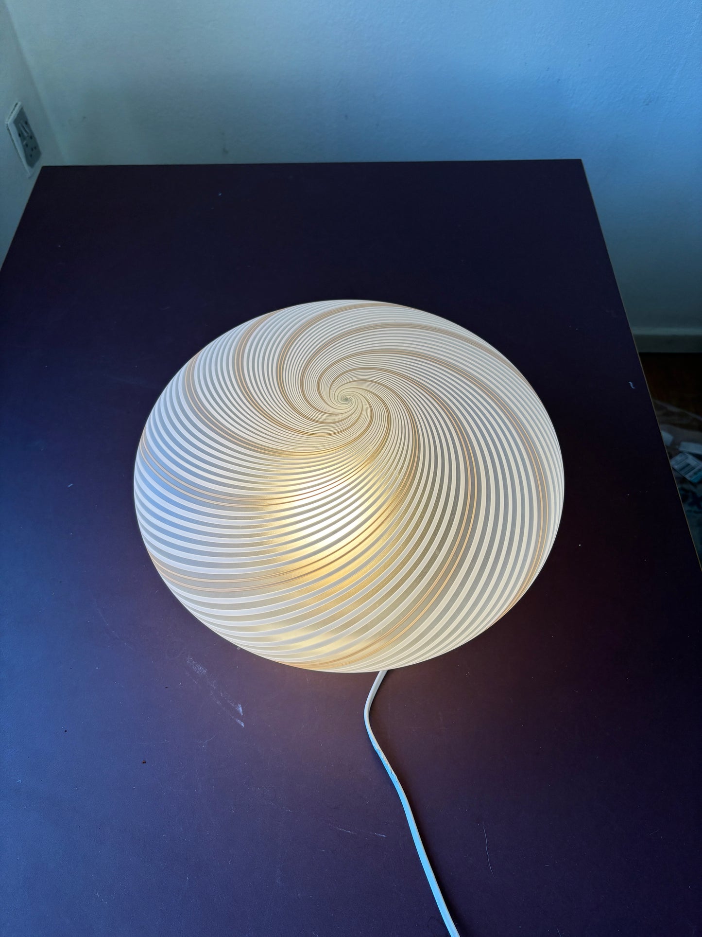 Vintage Murano plafond med hvidt og brunt swirl 37 cm