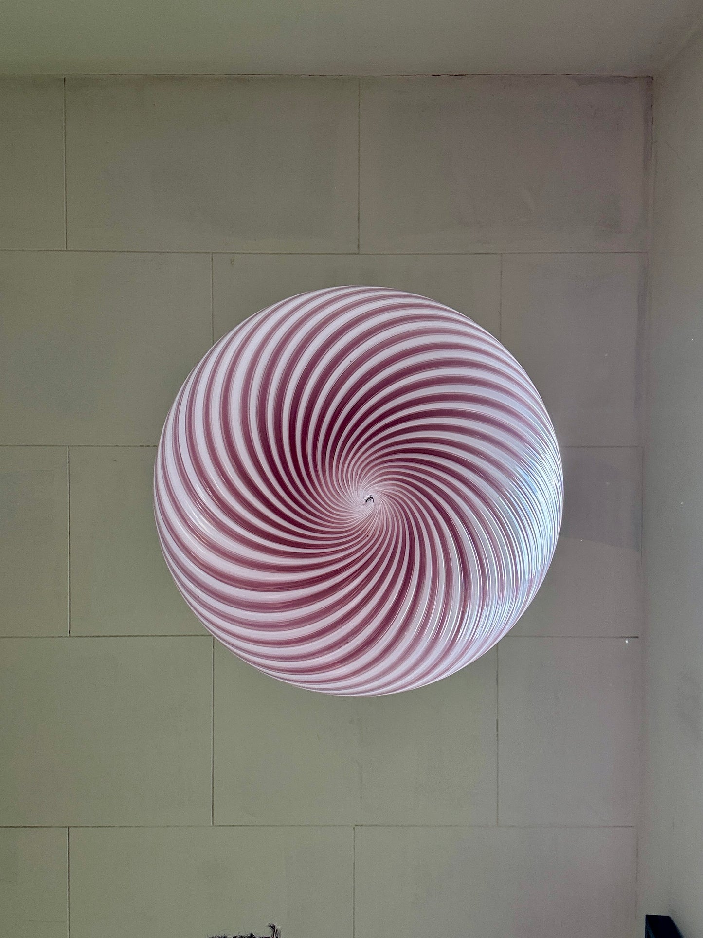 Sjælden vintage Murano pendel 25 cm med hvidt og lavendel swirl