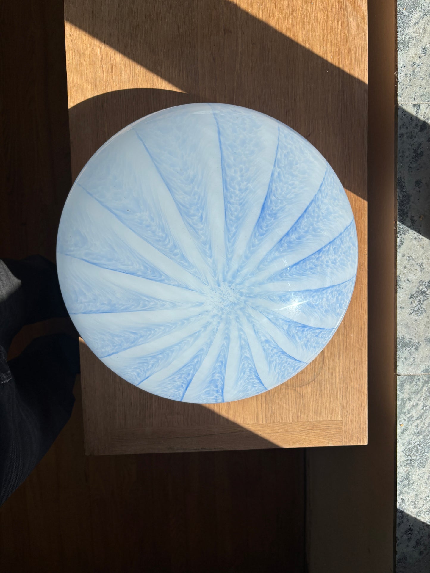 Vintage Murano plafond i et blåt tulipan mønster 45 cm