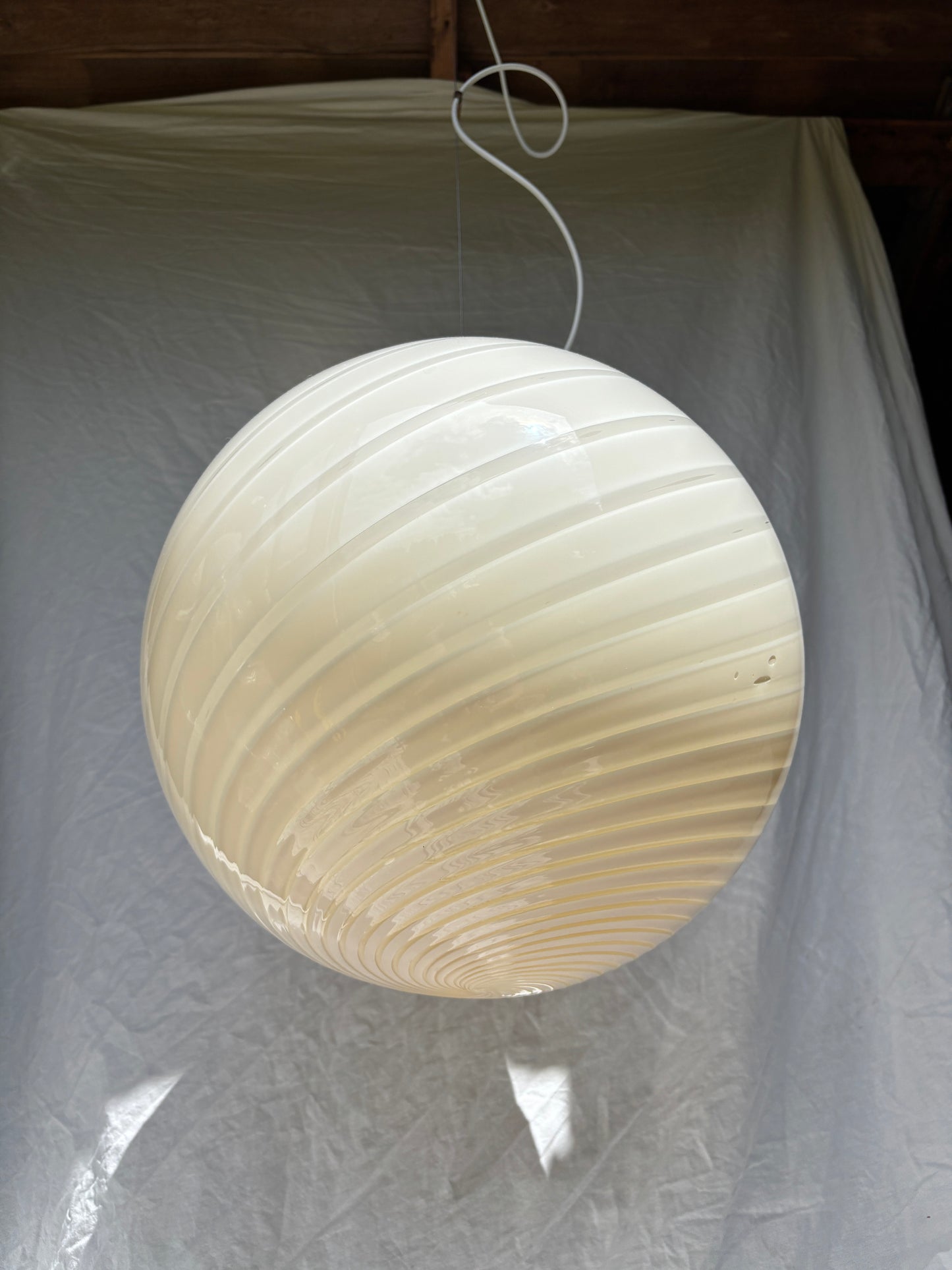 Vintage Murano pendel i cremegult swirl 40 cm