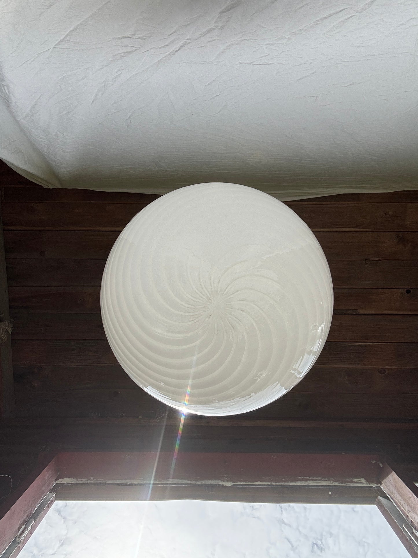 Vintage Murano Effetre pendel oval med hvidt swirl 35 cm