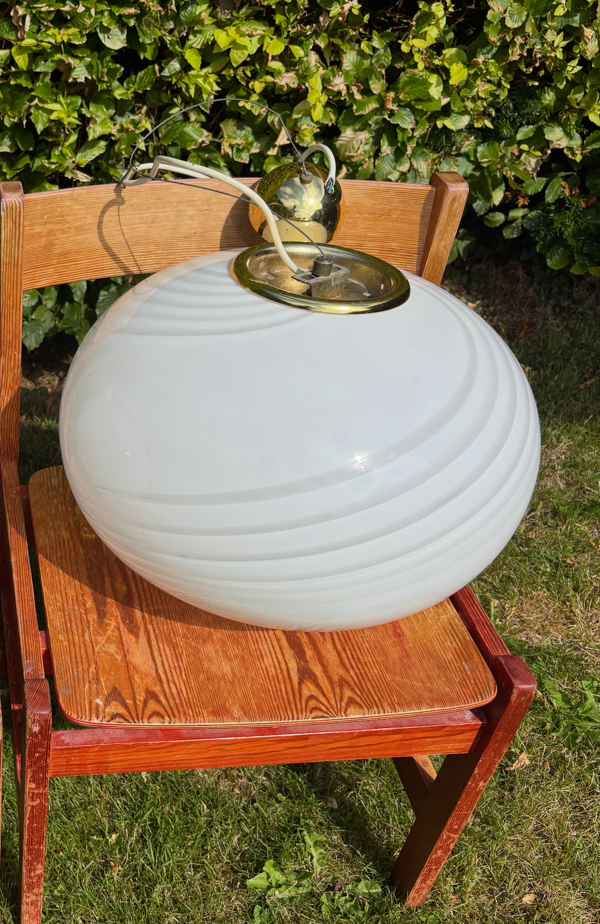 Vintage Murano pendel oval med hvidt swirl 43 cm